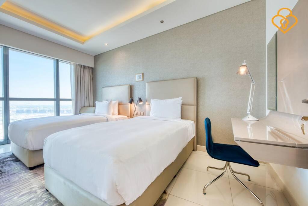 Keysplease 5* 2 B/R Apt, Damac Paramount Residence