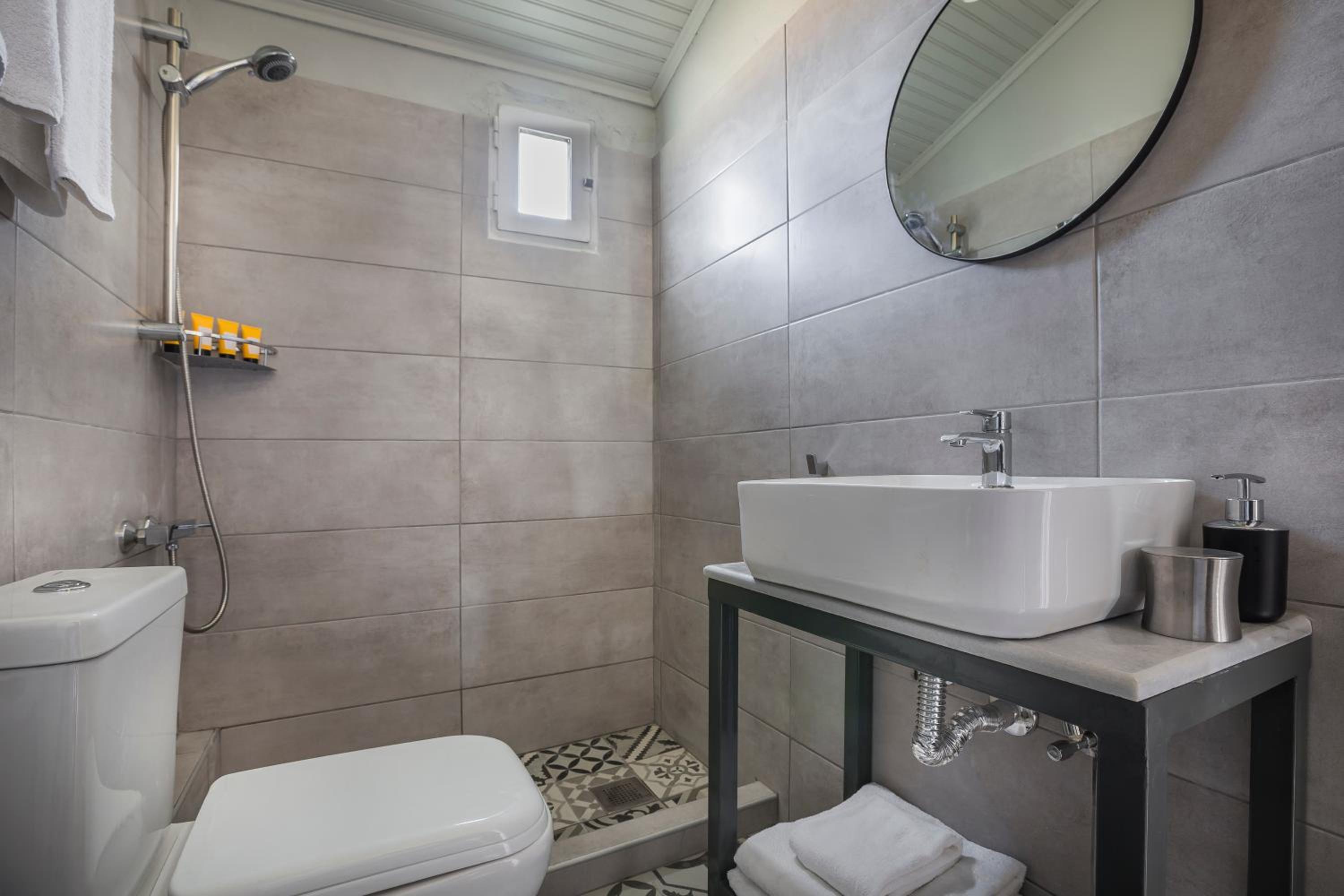 DOGMA - Central & Stylish Maisonette photo 5