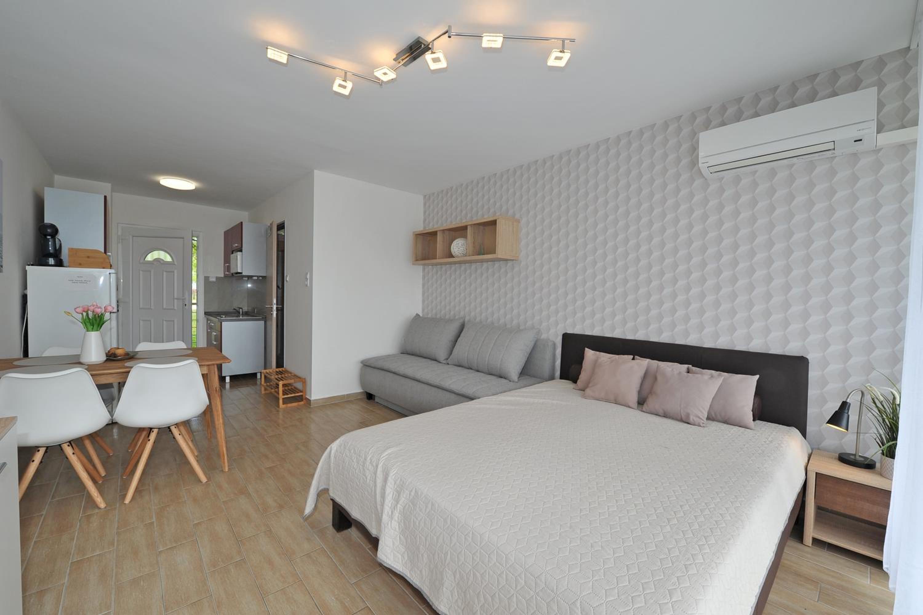 Bella Rosa Apartman view 5