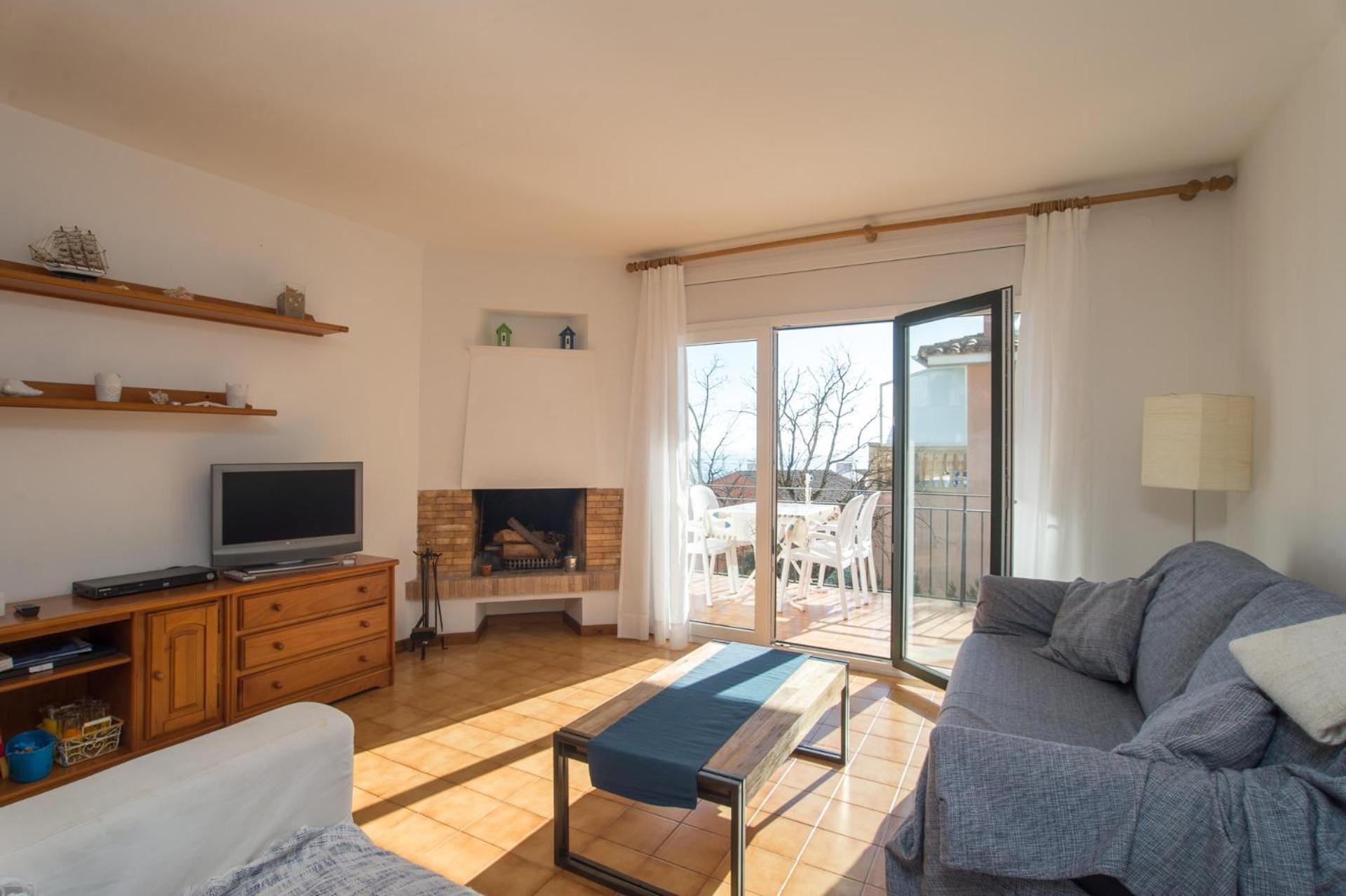 K-4 CALELLA DE PALAFRUGELL, 4 Pax photo 4