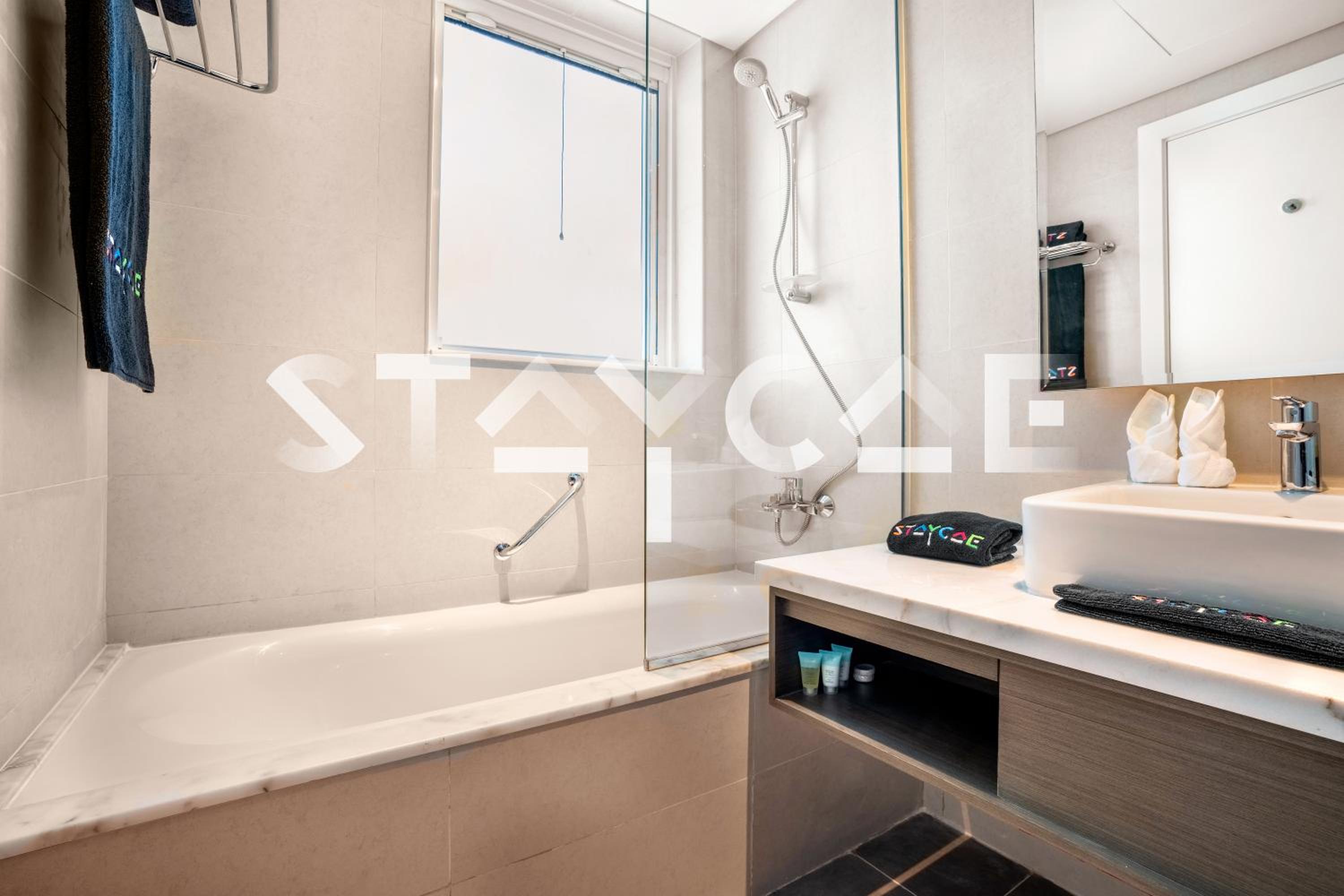 Staycae Holiday Homes - Prive