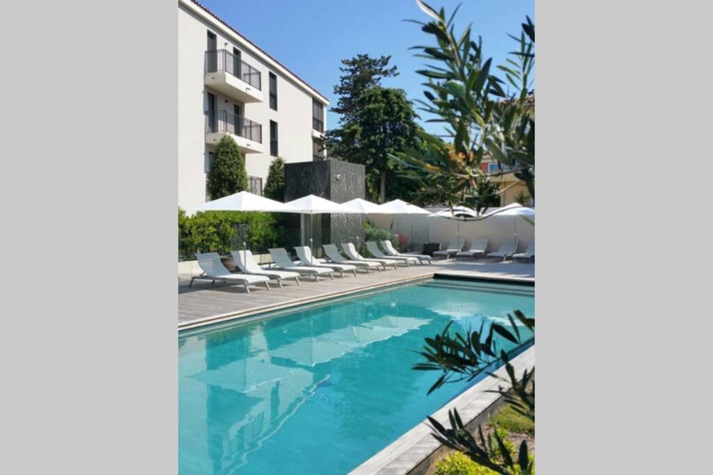 Hotel Luxury & Exclusive Resort