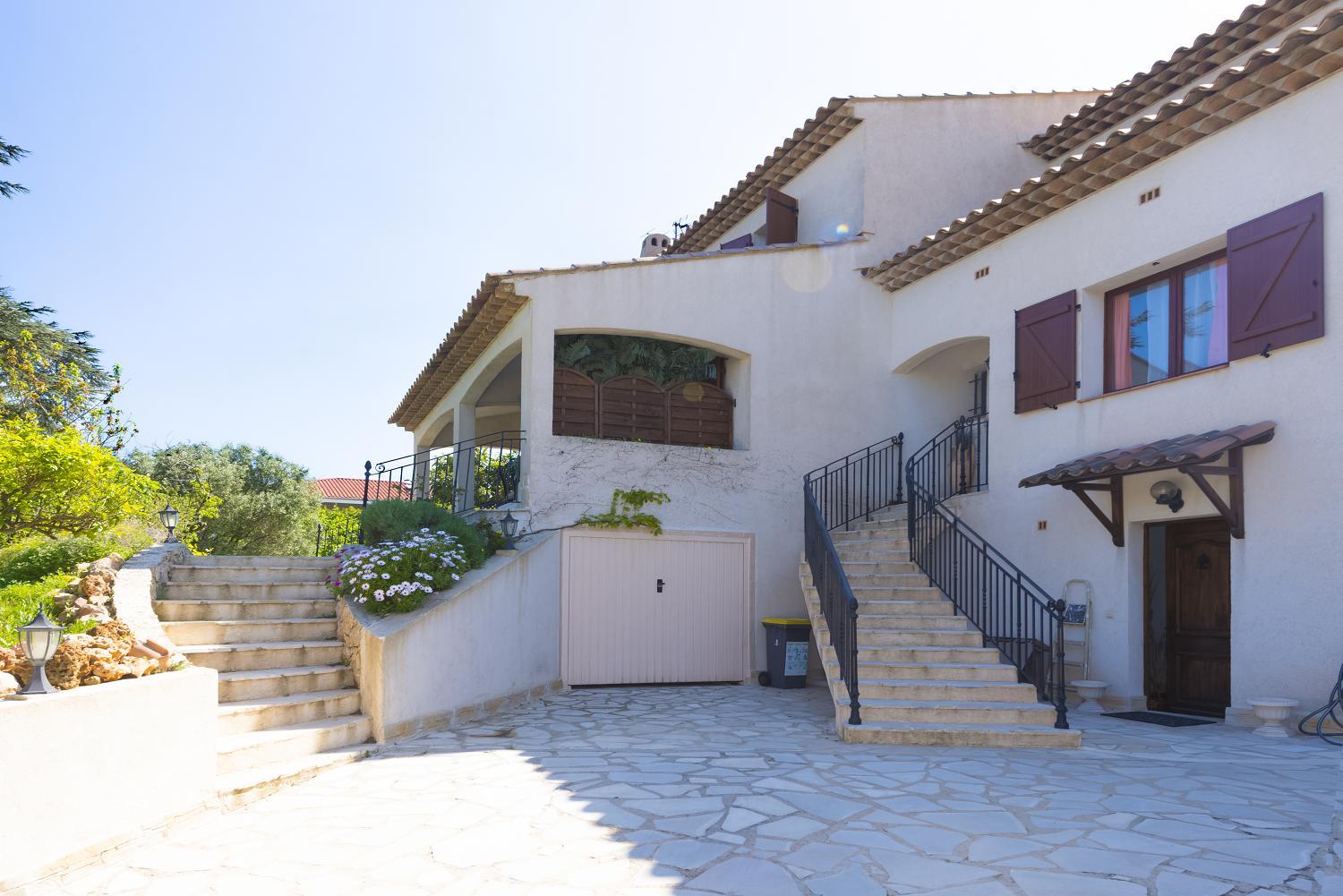 Villa Eden