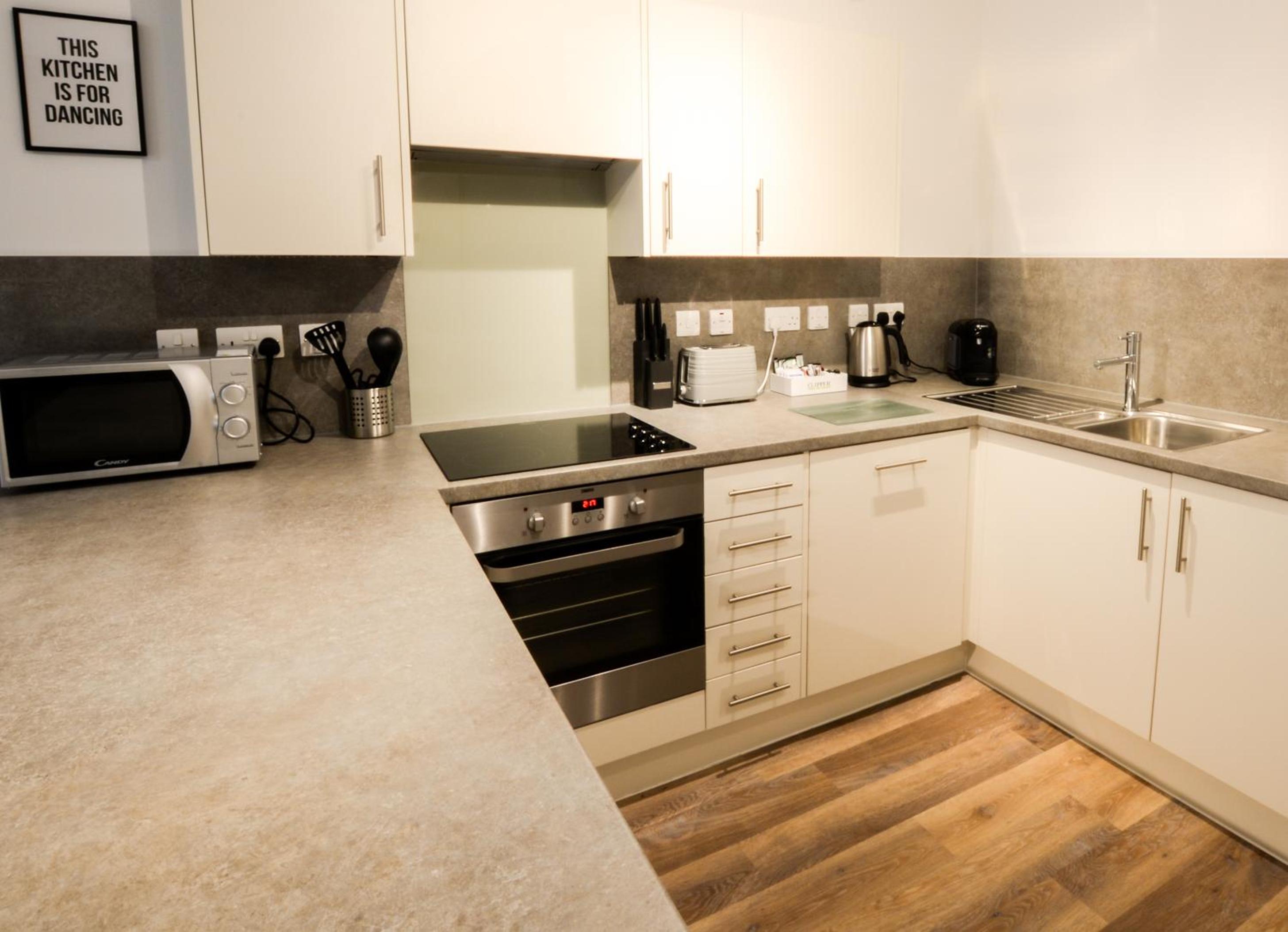 Leicester Vacations - Leicester City Apartments by Charles Hope - Property Image 14