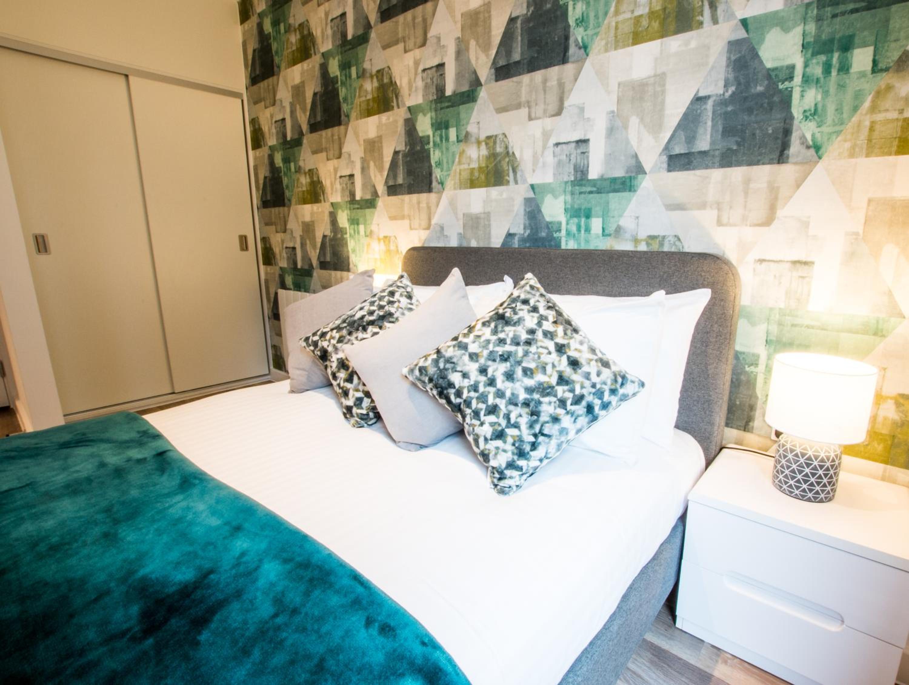 Leicester Vacations - Leicester City Apartments by Charles Hope - Property Image 8