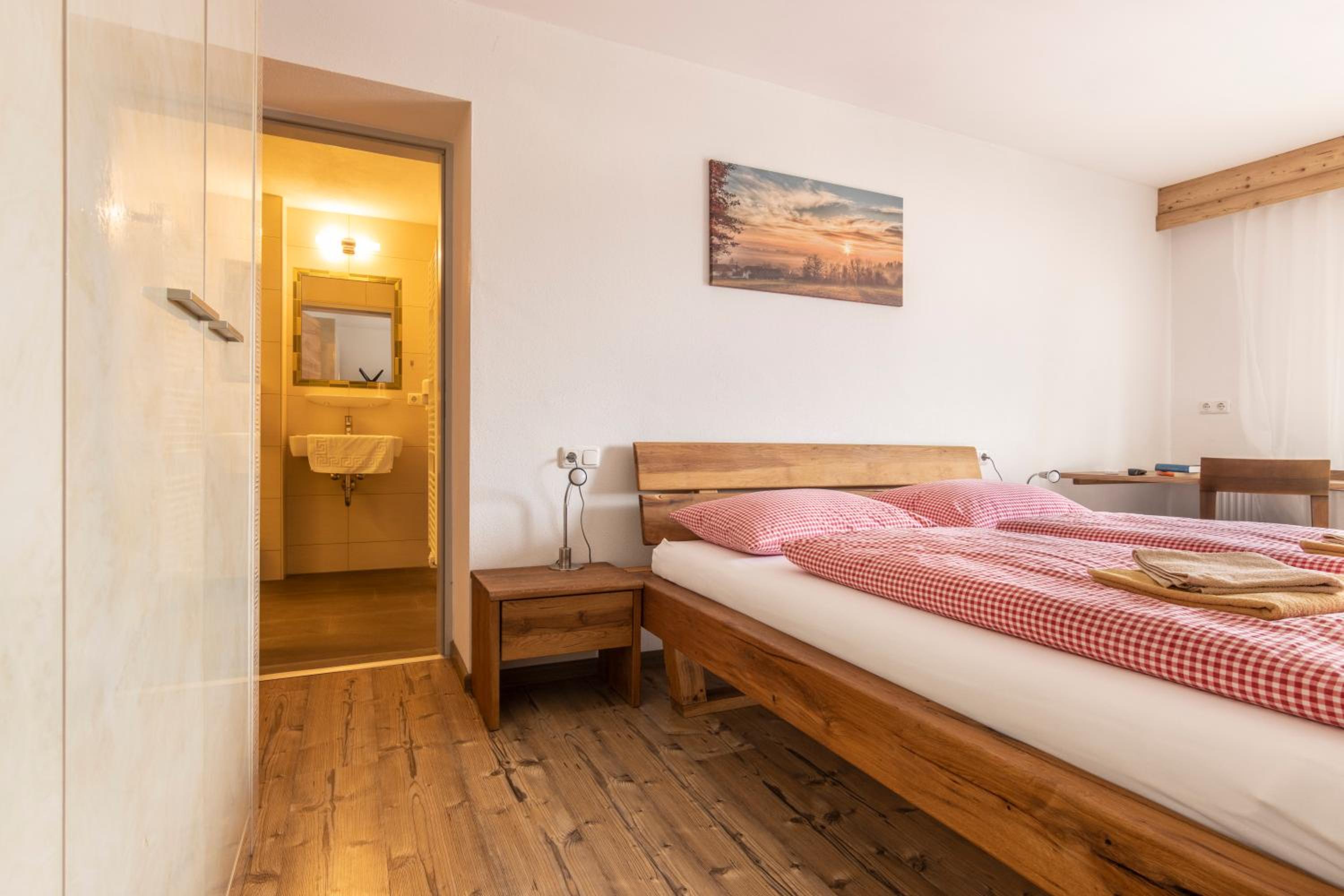 Camping & Pension Au an der Donau