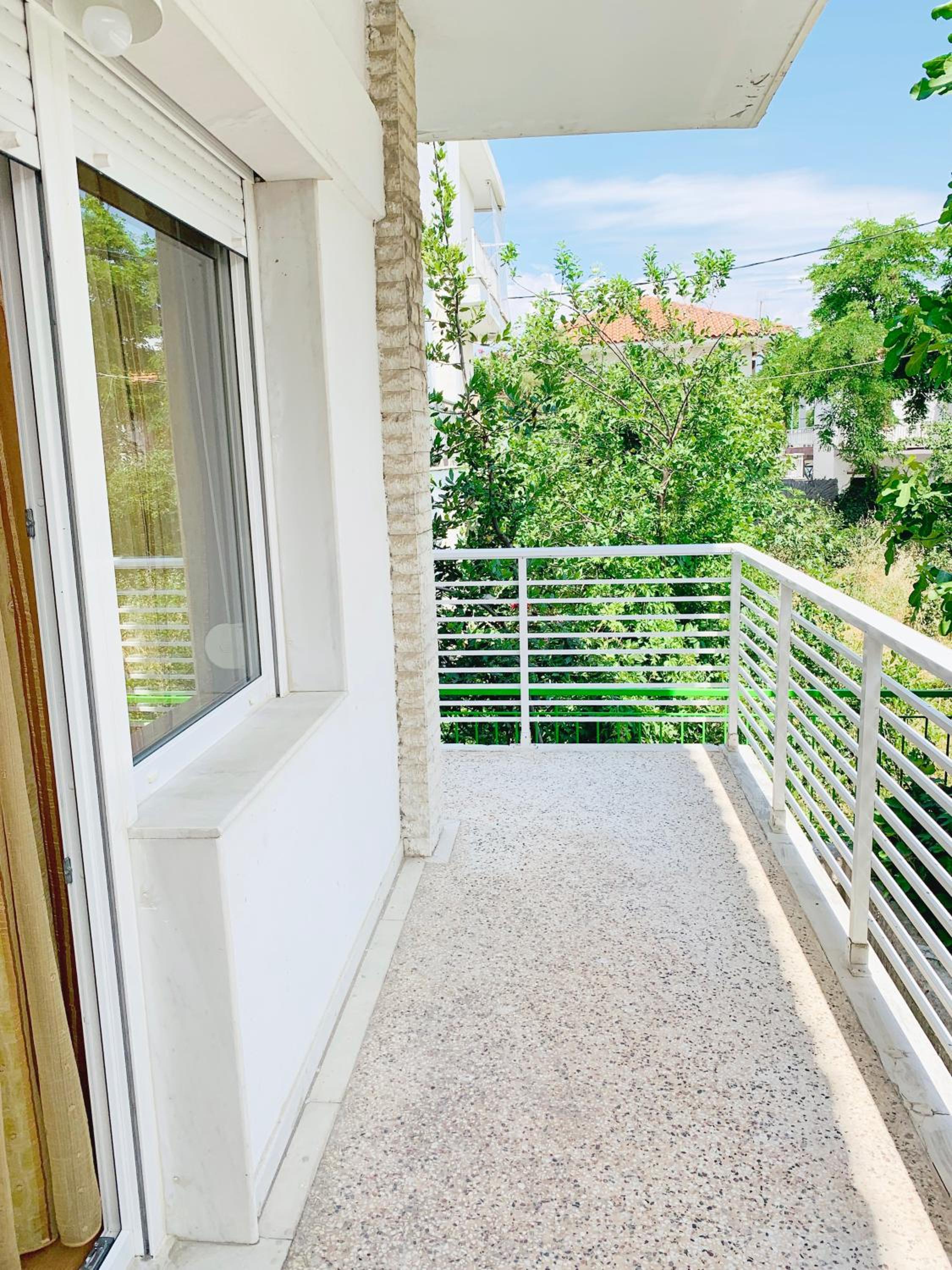 Anna's 3 Rooms Apartment Nei Epivates Beach view 3