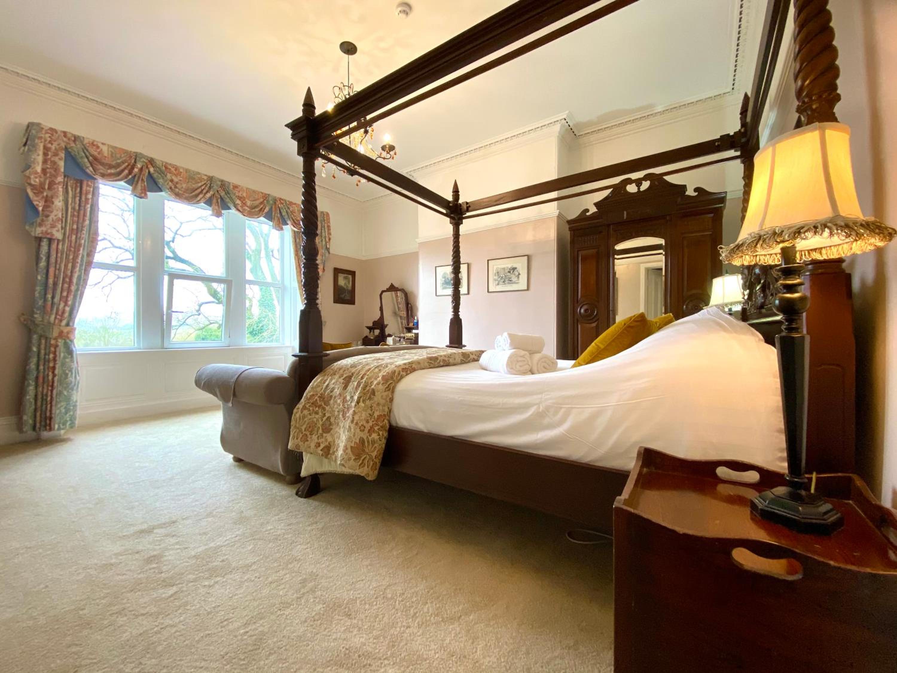 Ashmount Country House