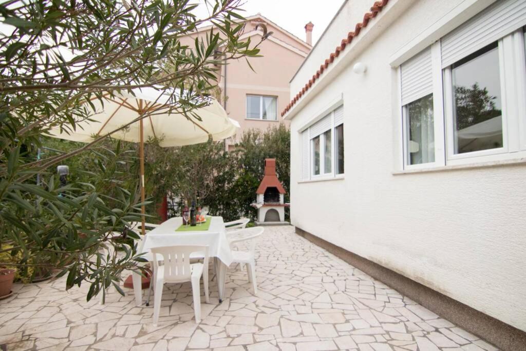 SEA VIEW APARTMENT with big terrace / 2 rooms