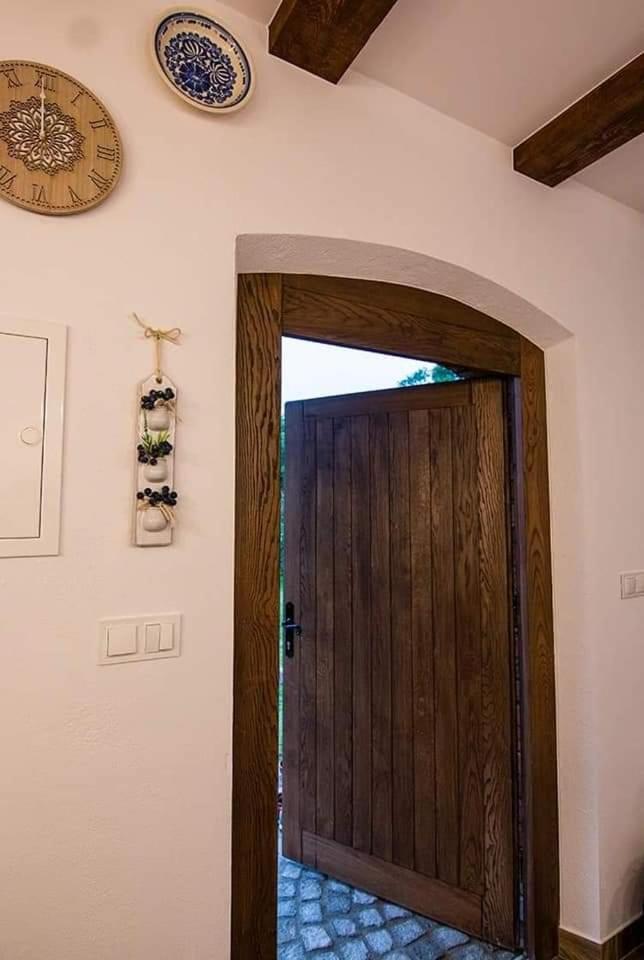 Photo 51