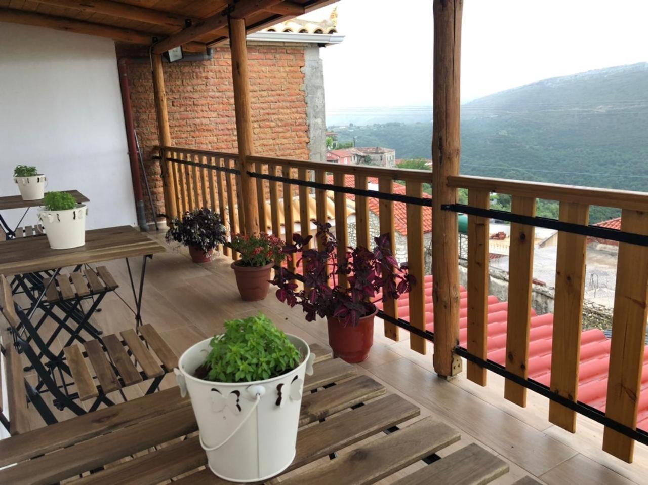 Villa Muzhaqi
