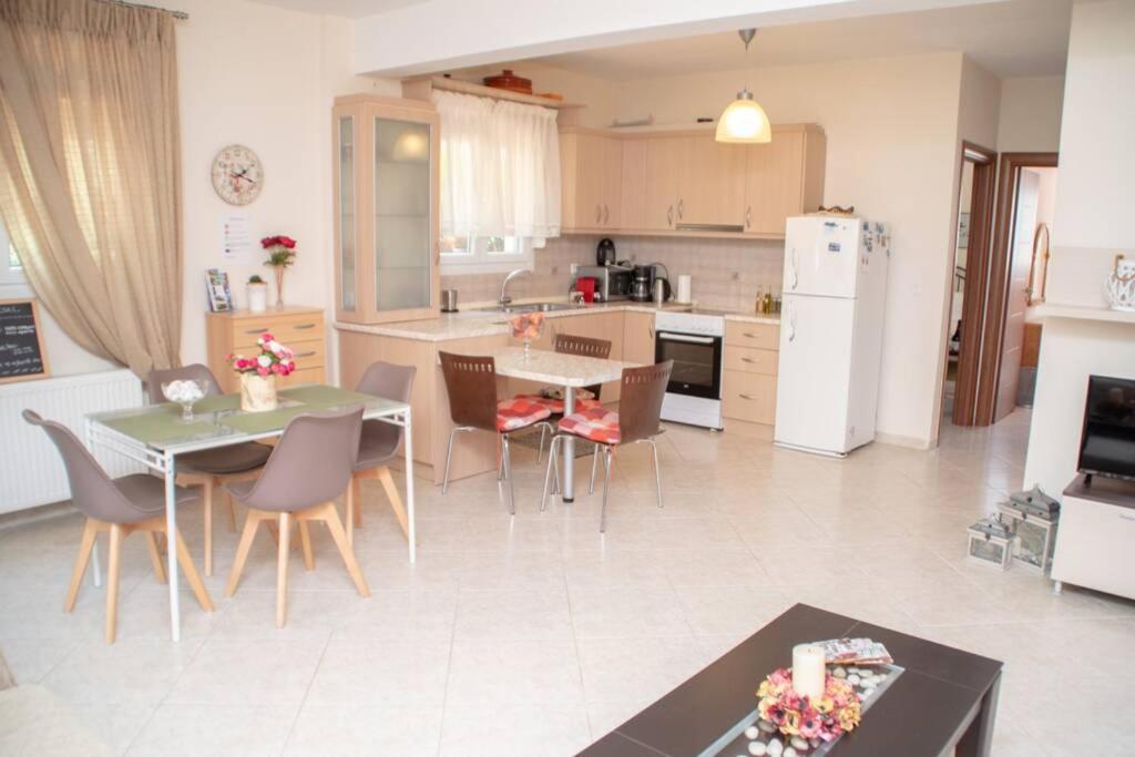 Relaxing Holidays in Nea Irakleitsa