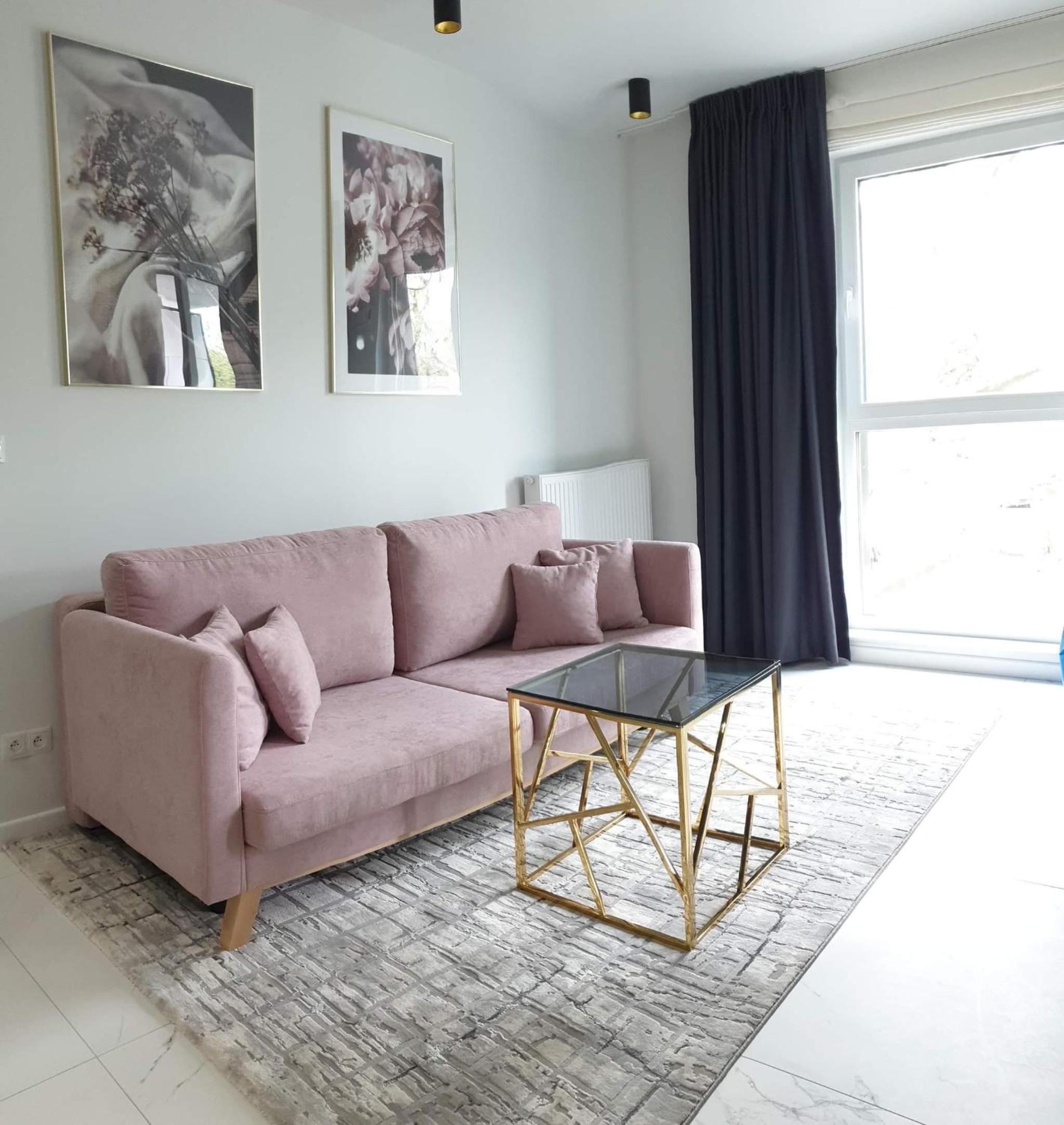 EL Apartments - Solaris