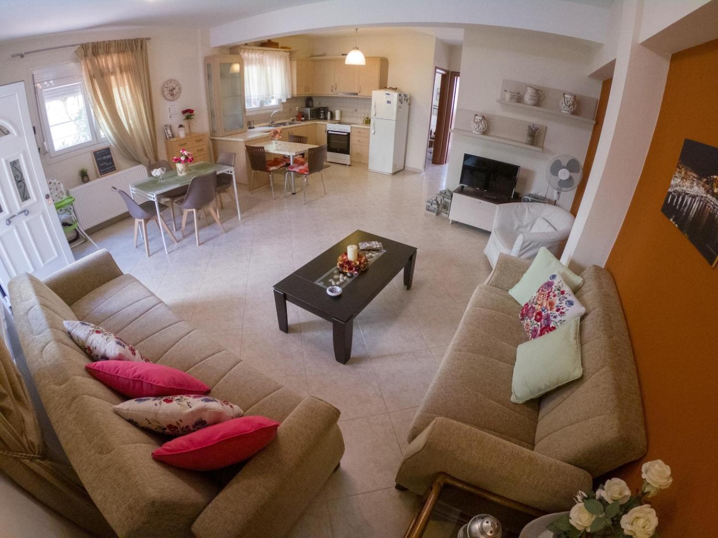 Relaxing Holidays in Nea Irakleitsa