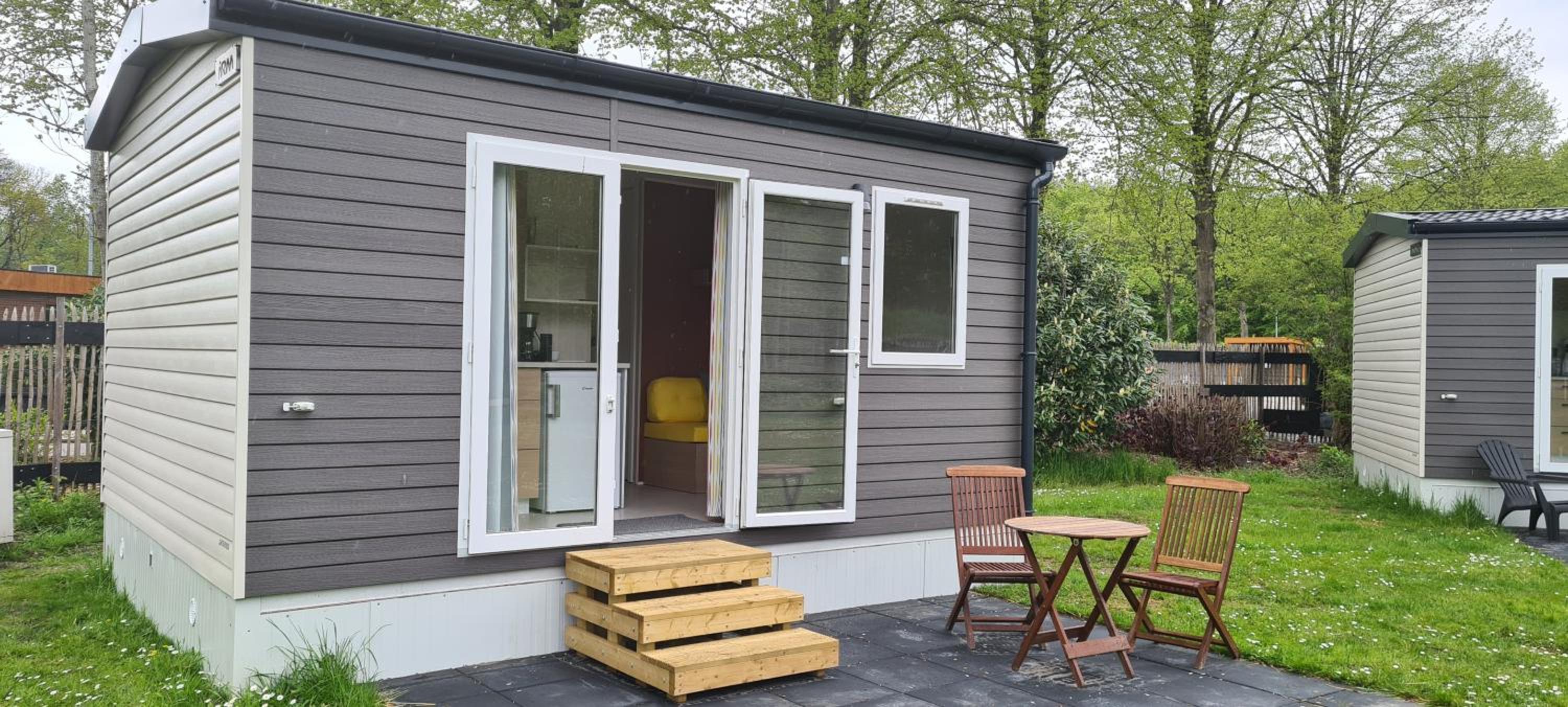 Mini-chalet - Vakantiepark 't Urkerbos view 2