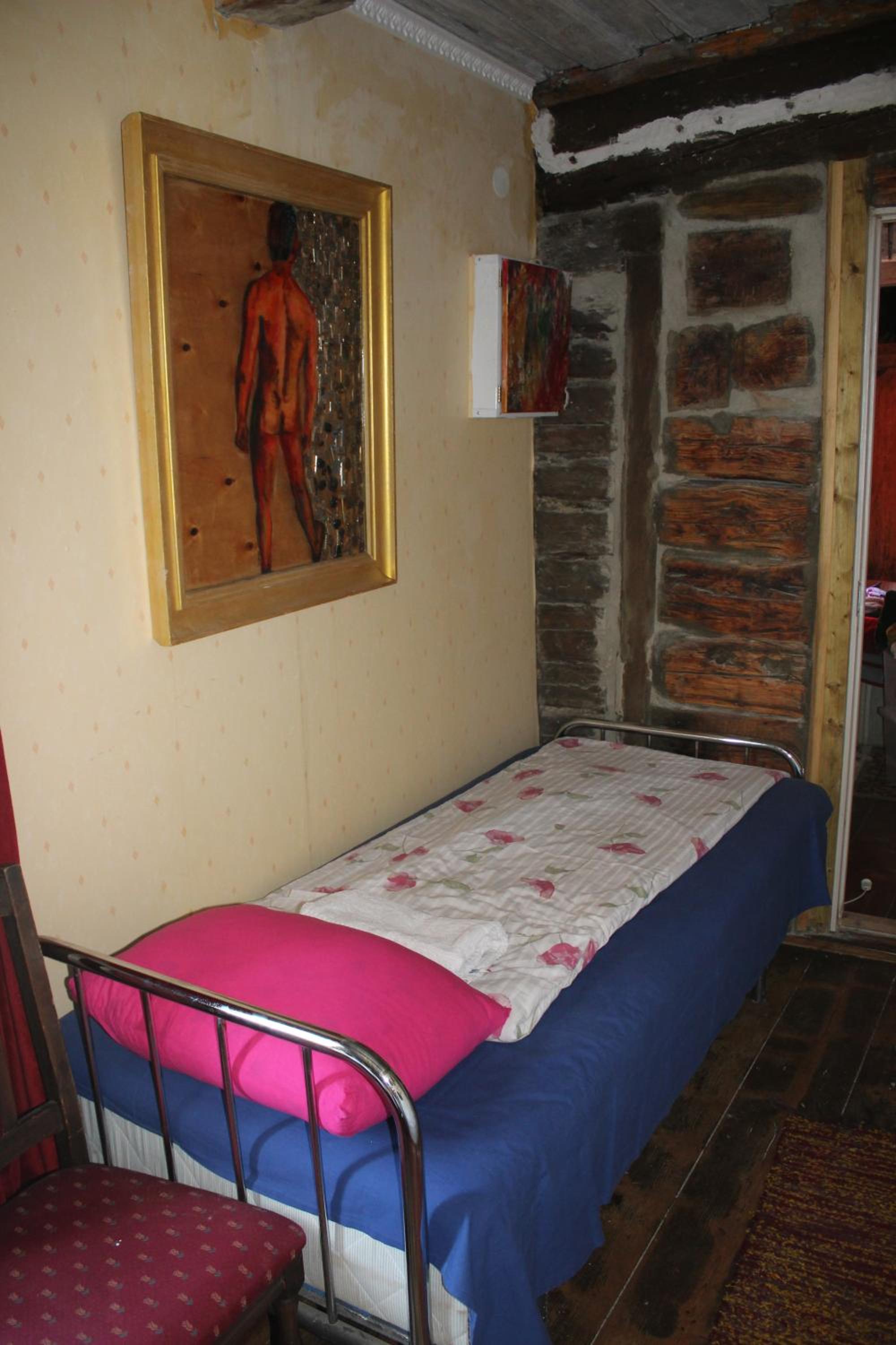 Photo 8