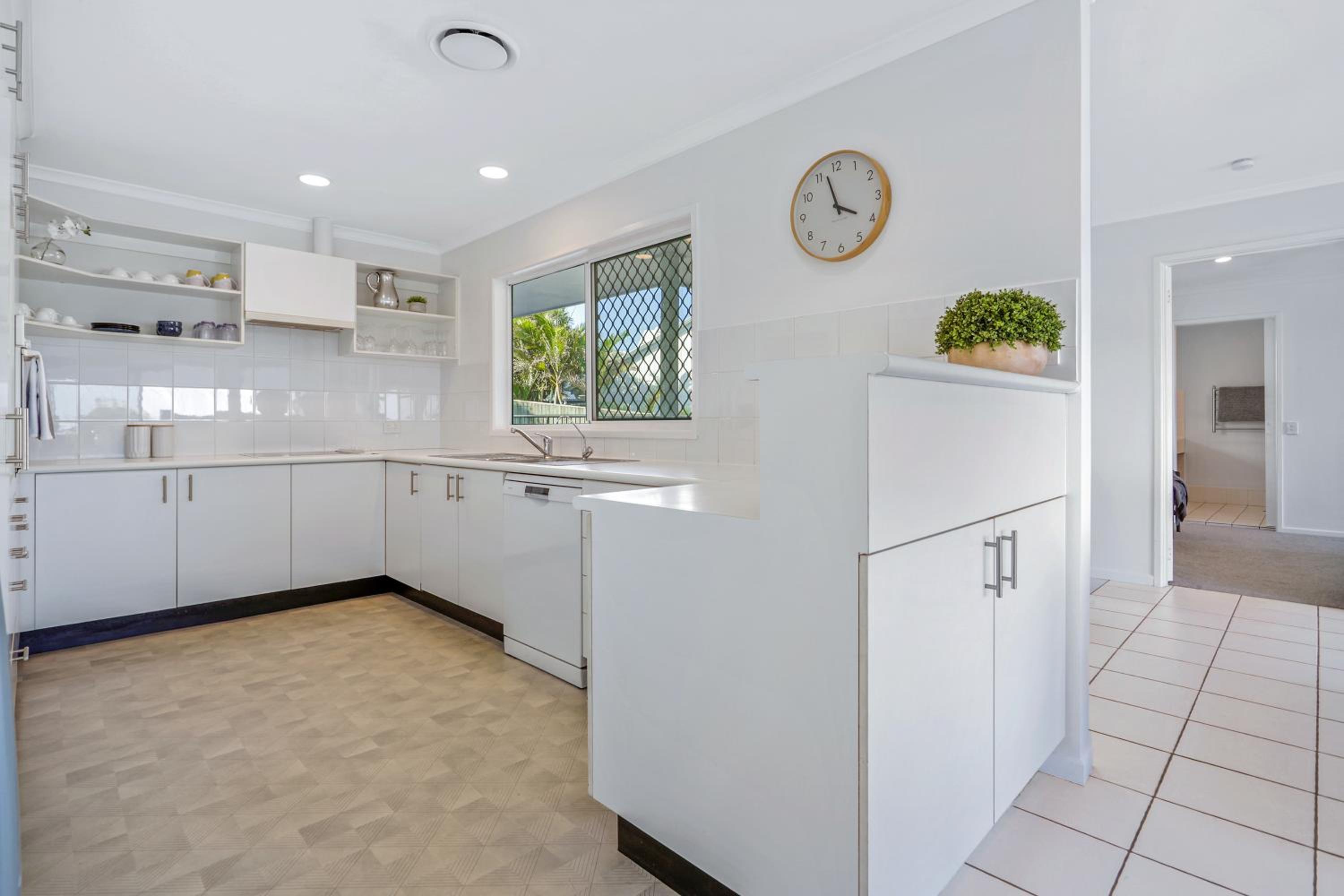 Expansive Ocean Views, Sunrise Beach