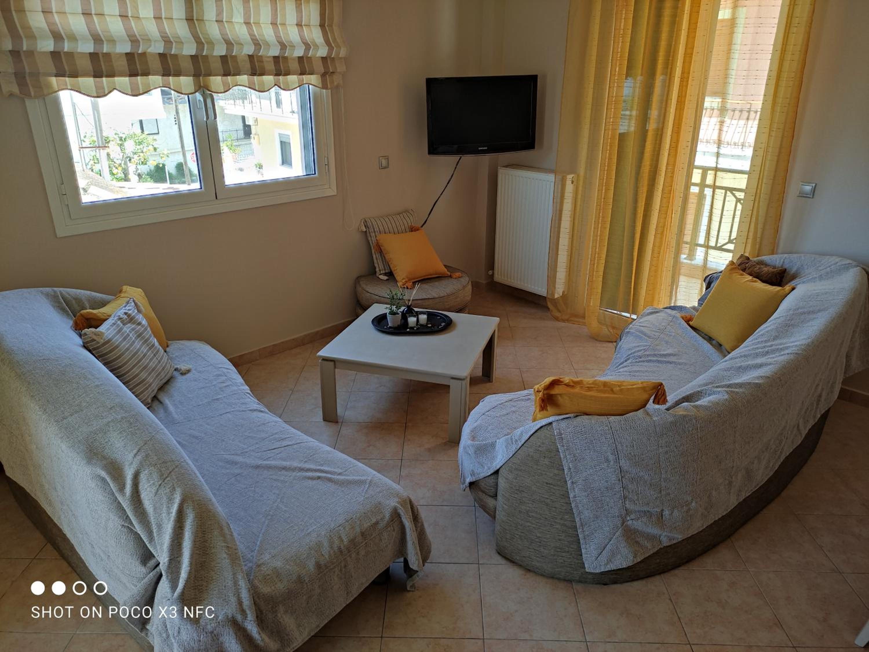 Eliza Apartment photo 4