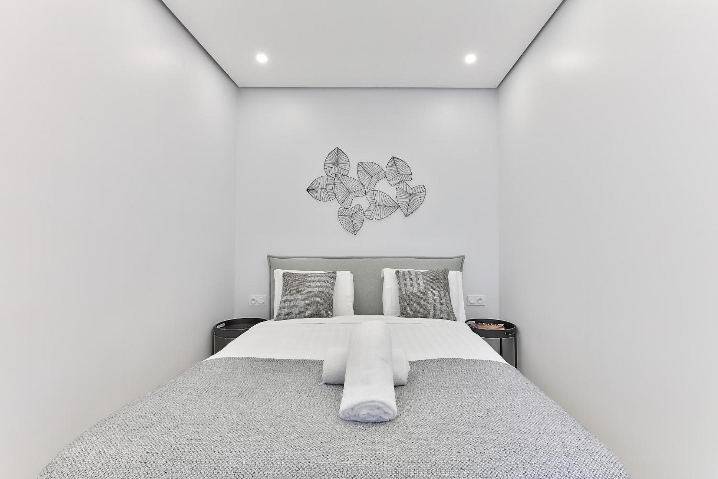 127 - Urban Beautiful 4BR in Montorgueil