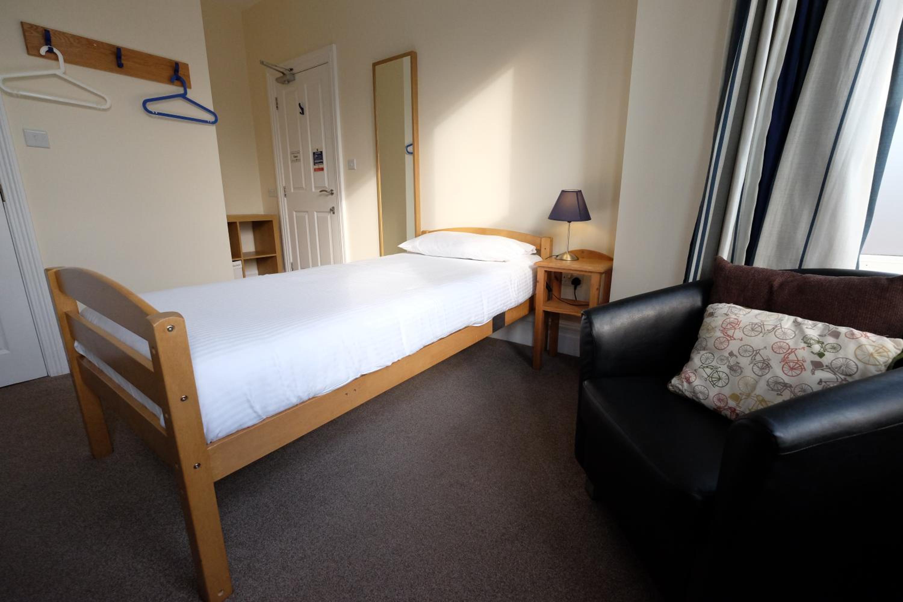 Penrith Vacations - Wayfarers Independent Hostel - Property Image 10