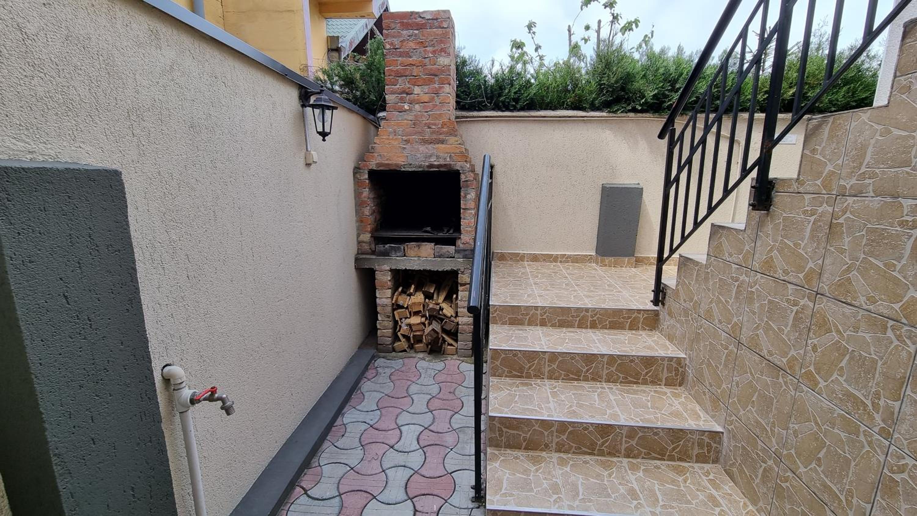 Photo 46
