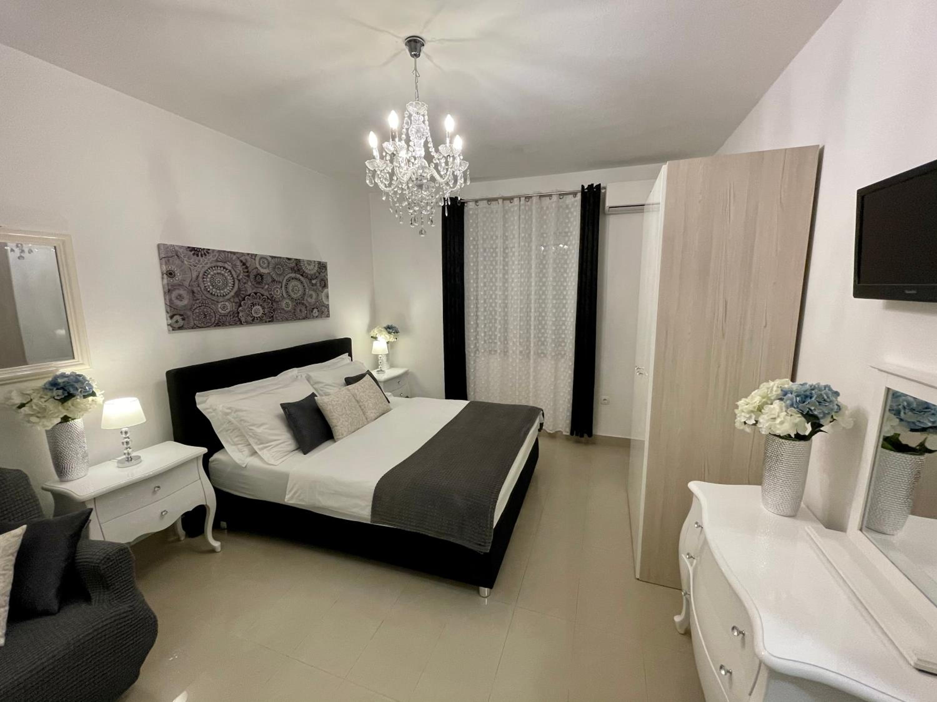 Central Square Guest House