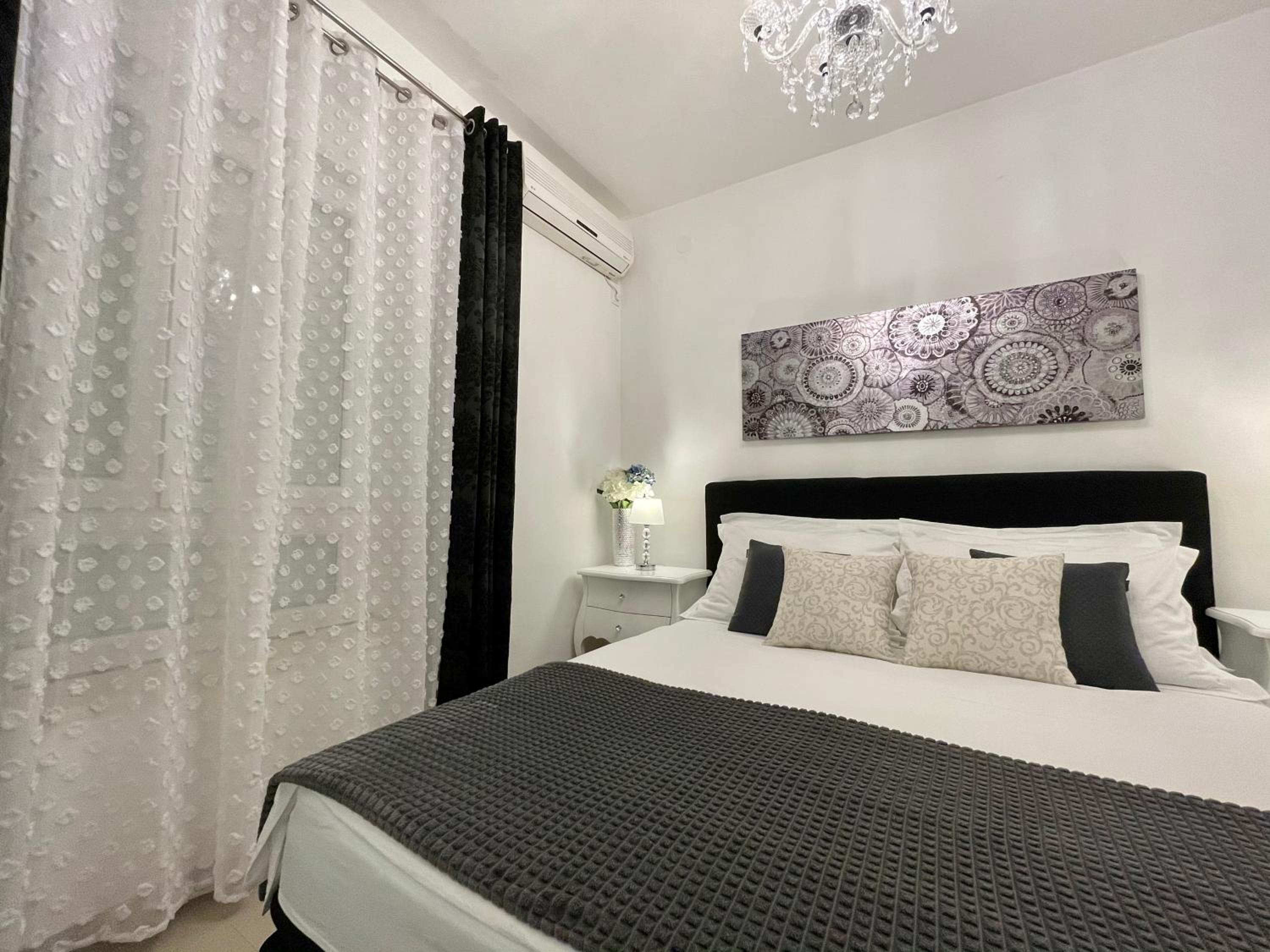 Central Square Guest House