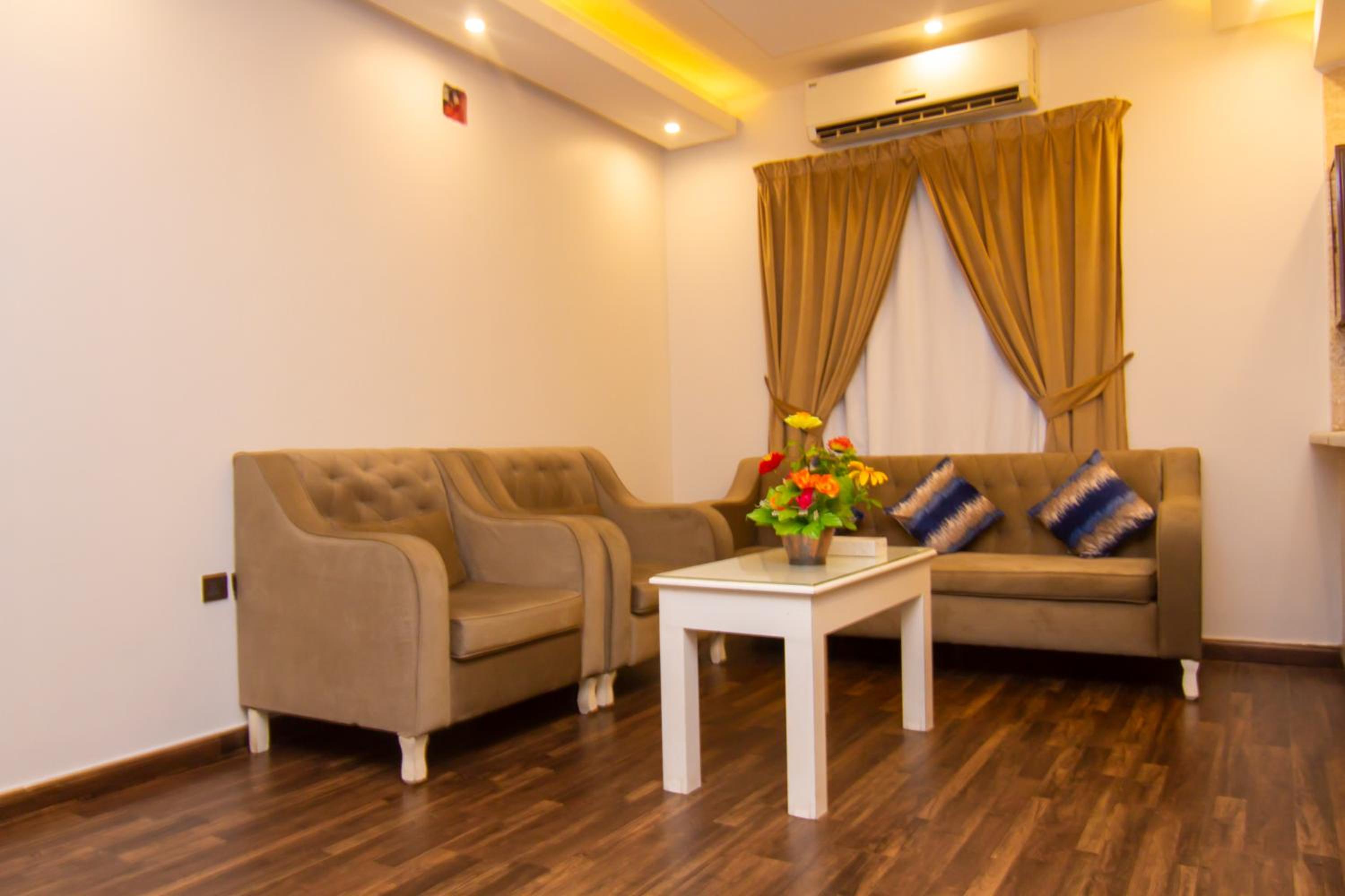 Al Mutab Suites Al Izdihar 2