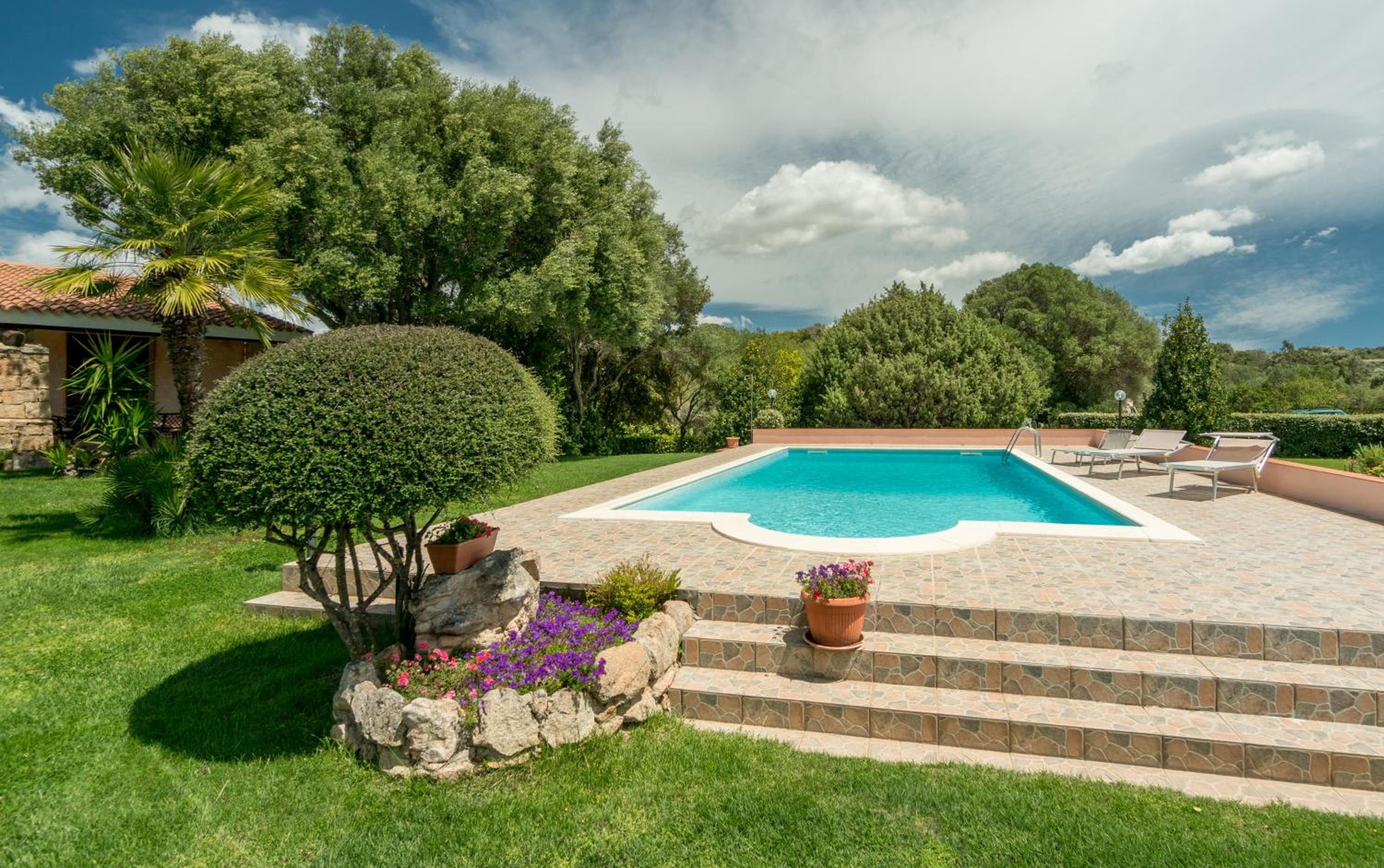 Sardinia Family Villas - Villa Adina with private pool in Arzachena