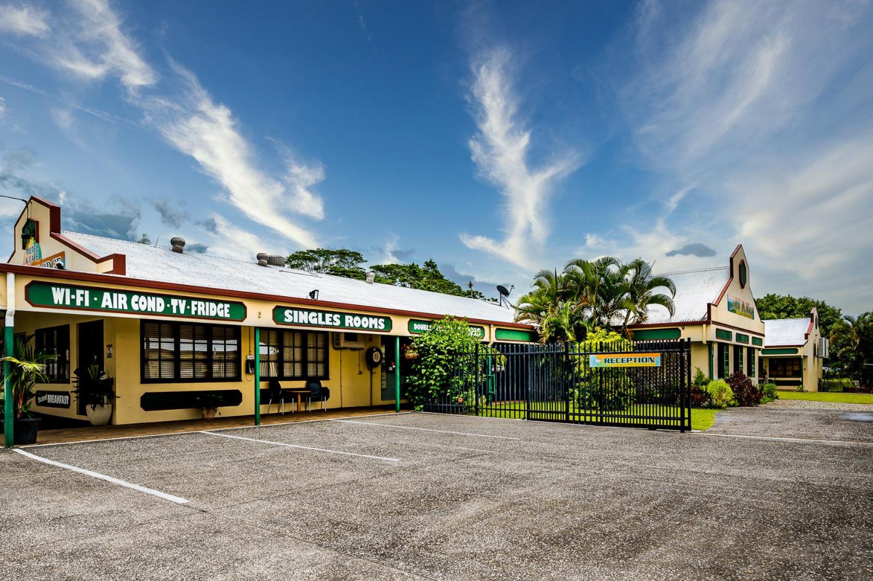 restaurant