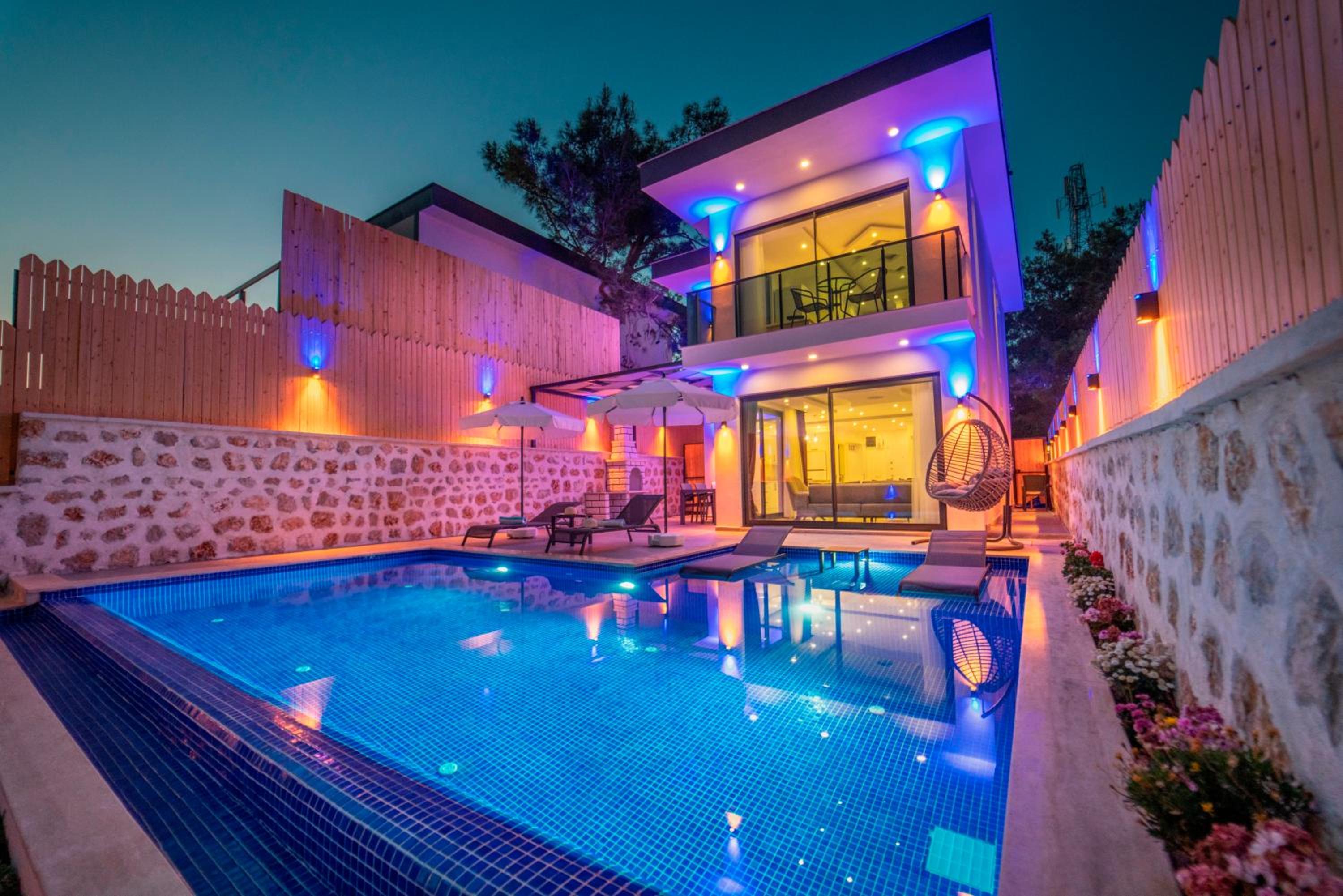 Emirbey - 2 Bedroom Holiday Villa with jacuzzi in Kalkan view 2