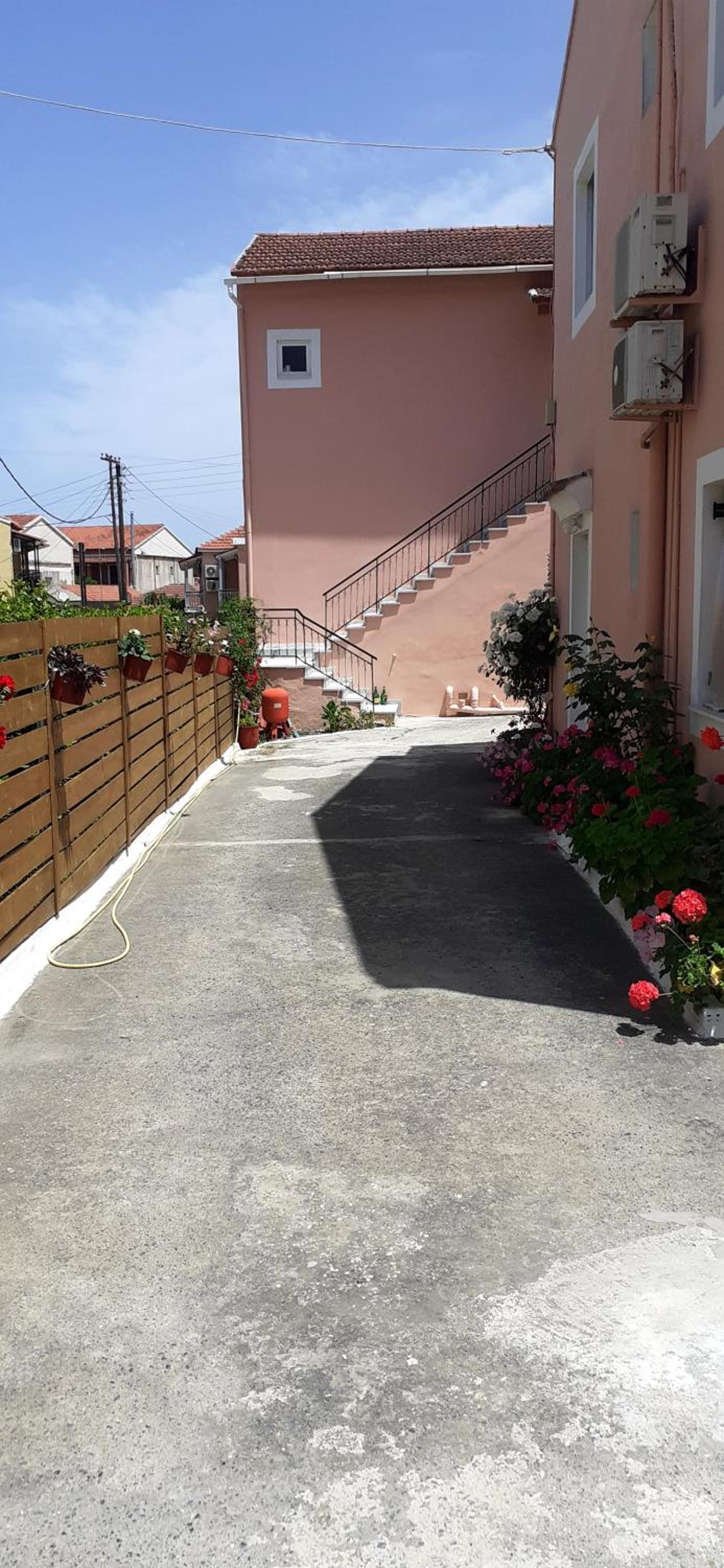 Apartments Elena