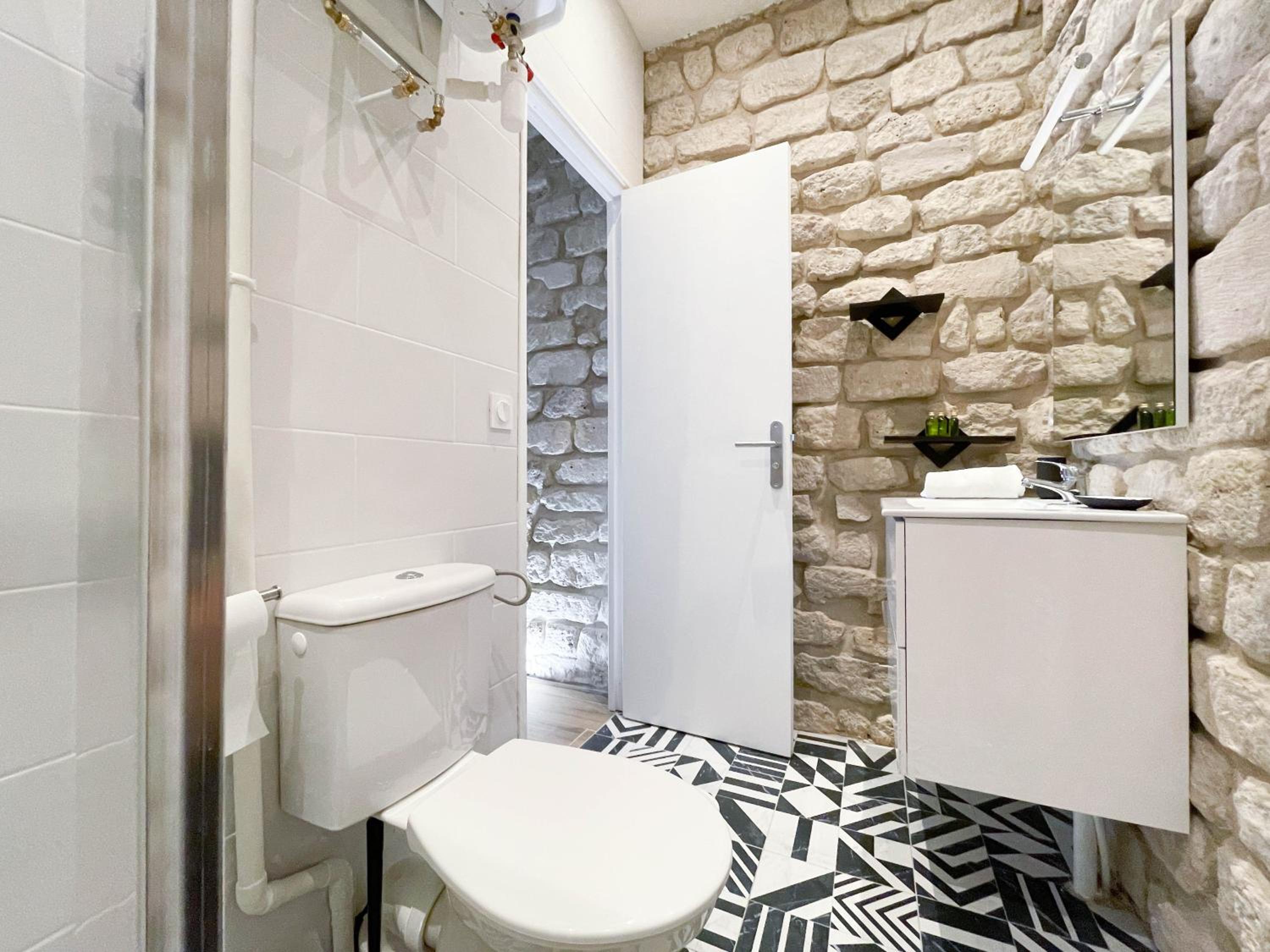 LE GRACIEUX - MILORA INN - Central Paris