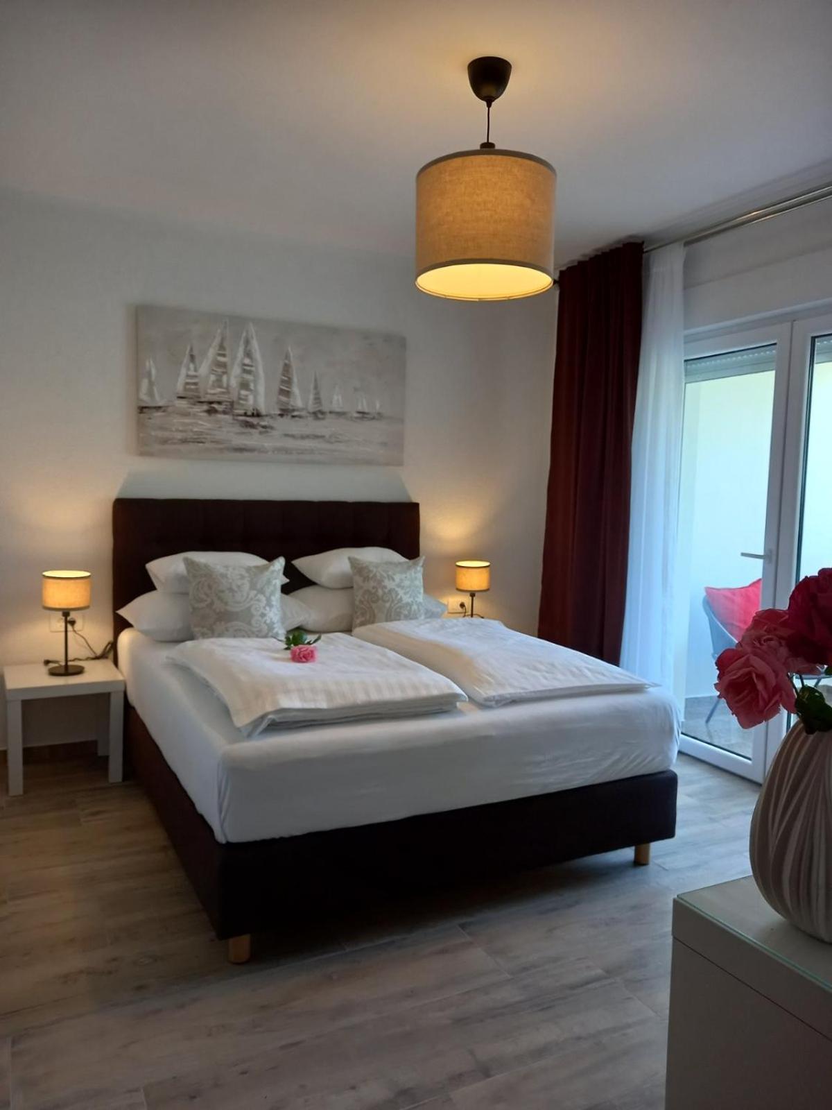 Garfild 1 Guest House