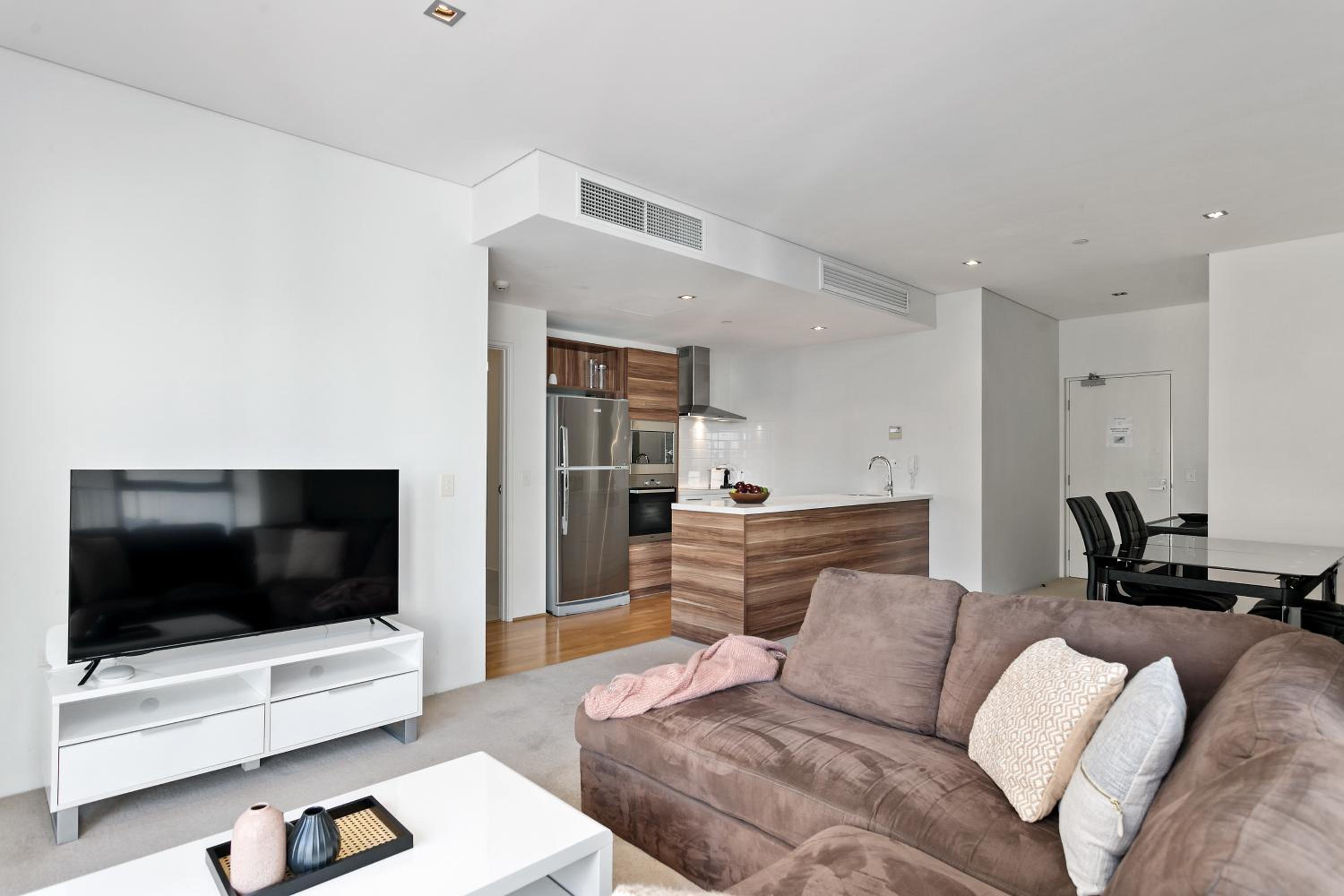 Astra Apartments Perth CBD
