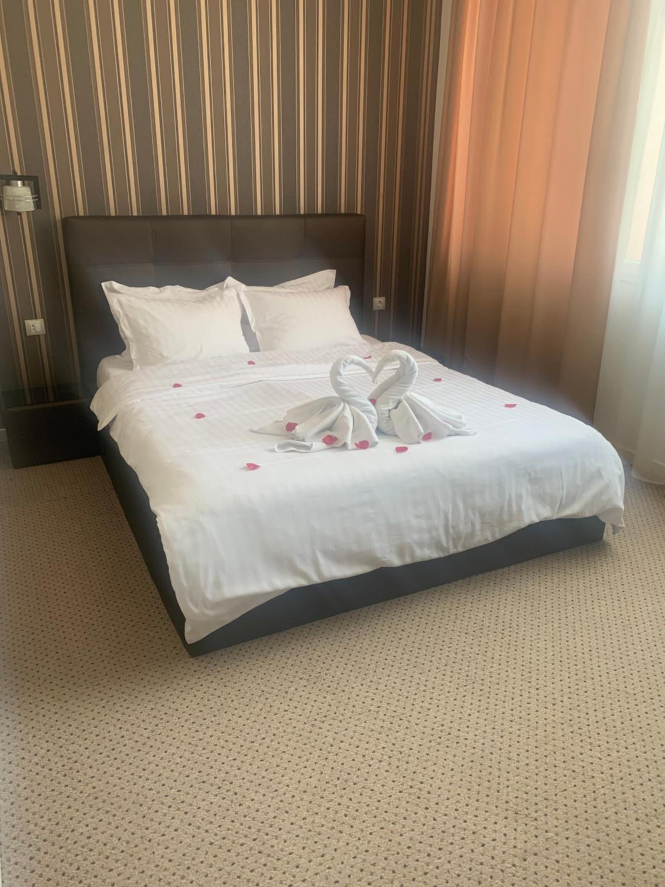 GIA Suites