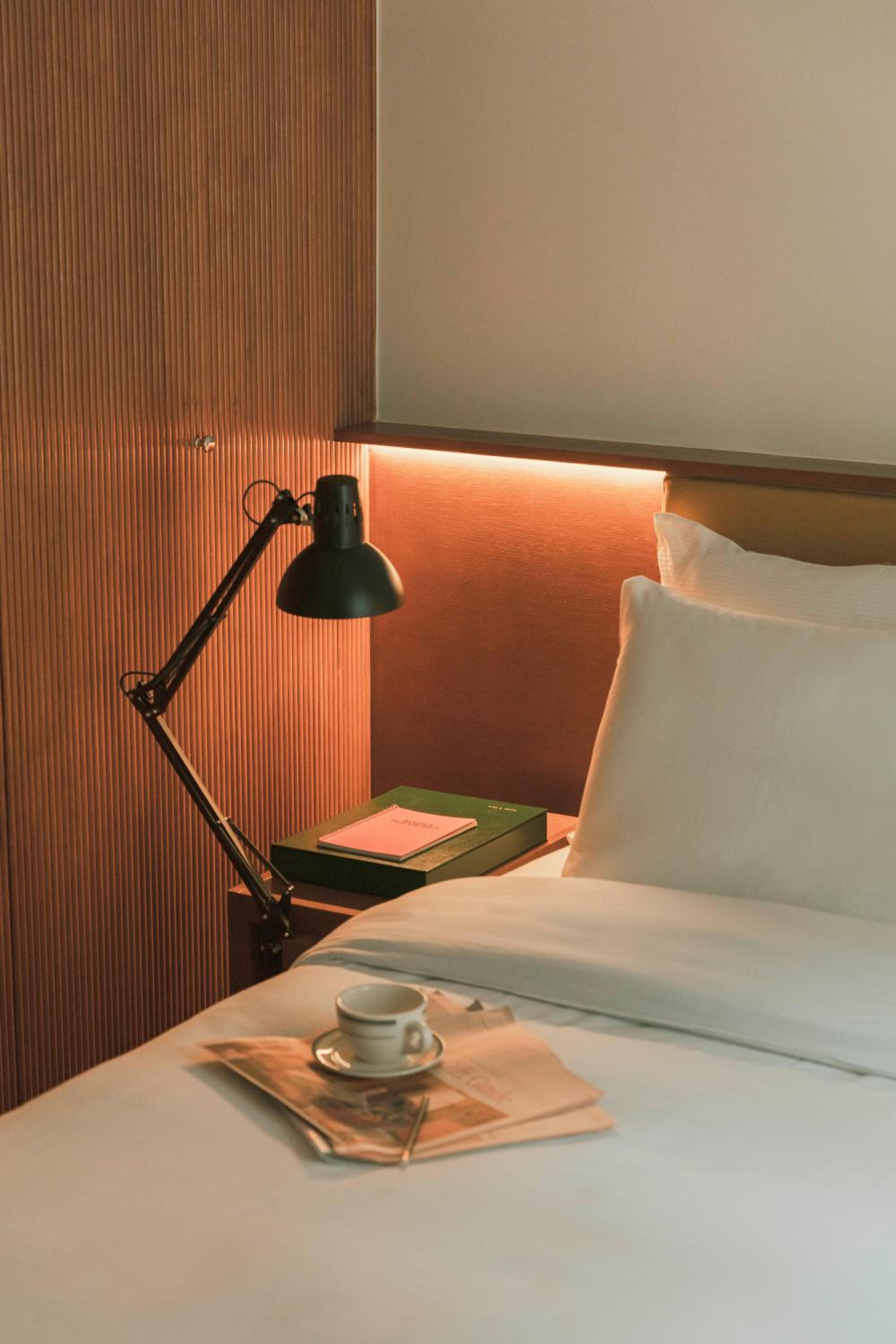 Pied A Terre - Palestro