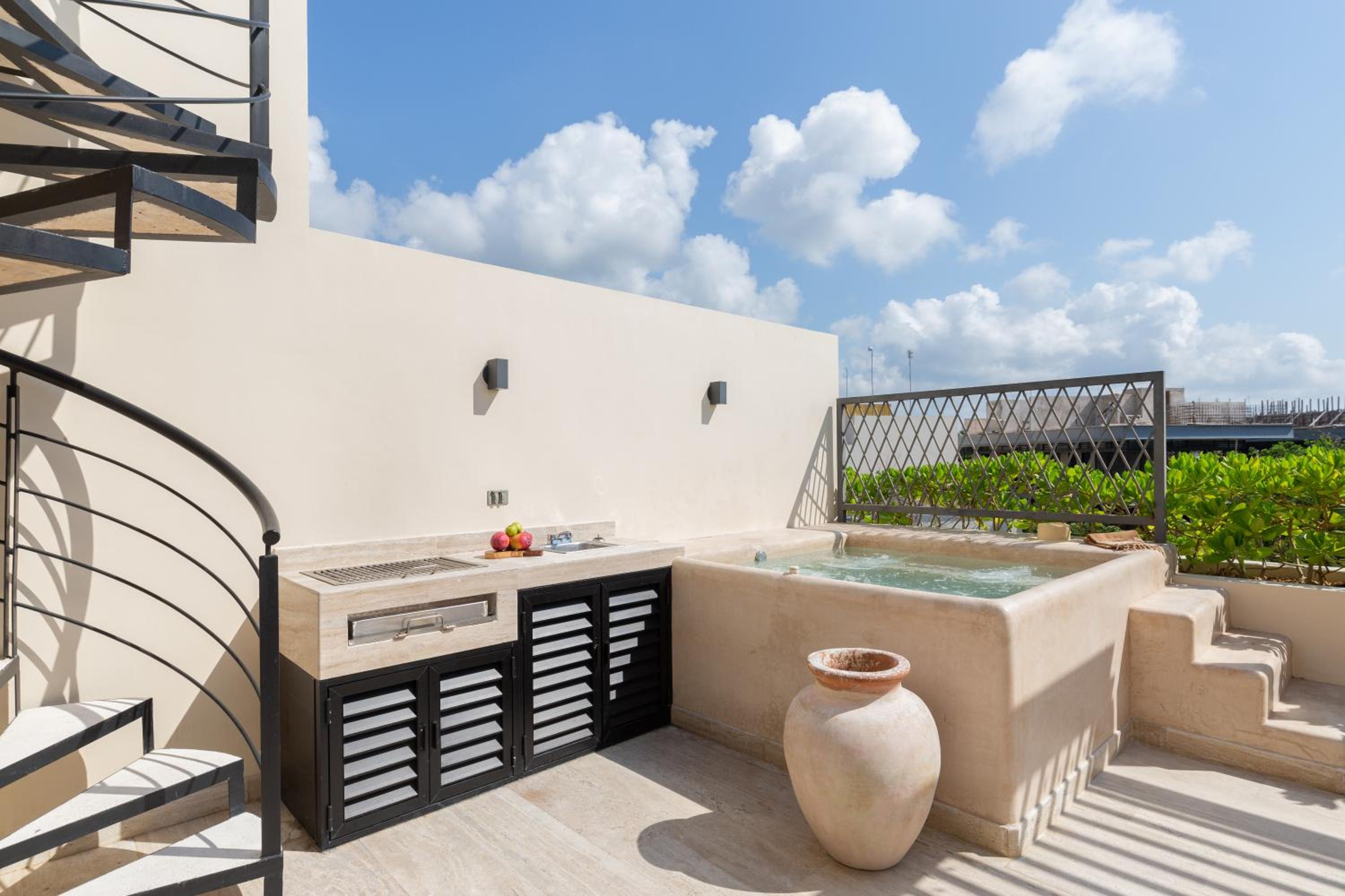 Exclusive Paramar VE Penthouse in Tulum by Lockey Best for Walking to Commercial Zone in Aldea Zama