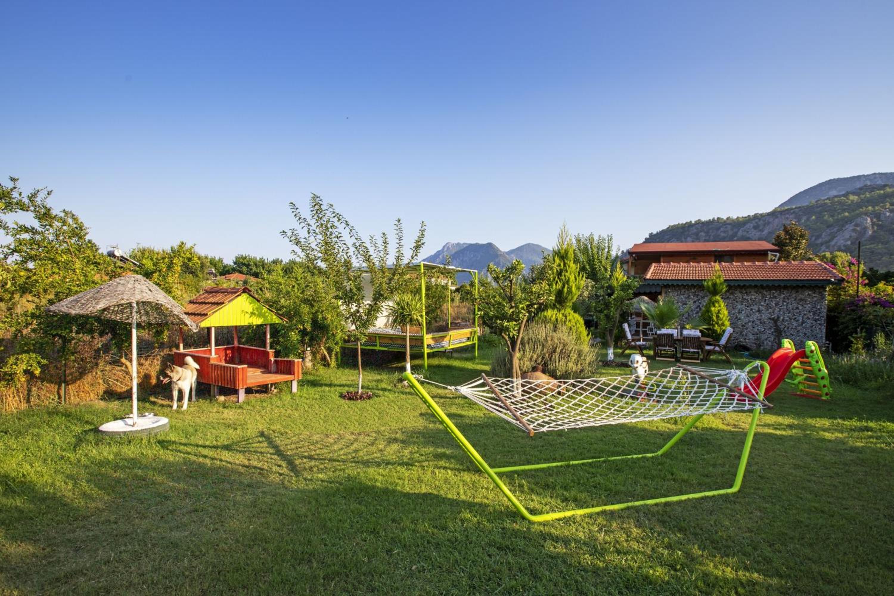 Flora Pansiyon Çıralı - Image 37