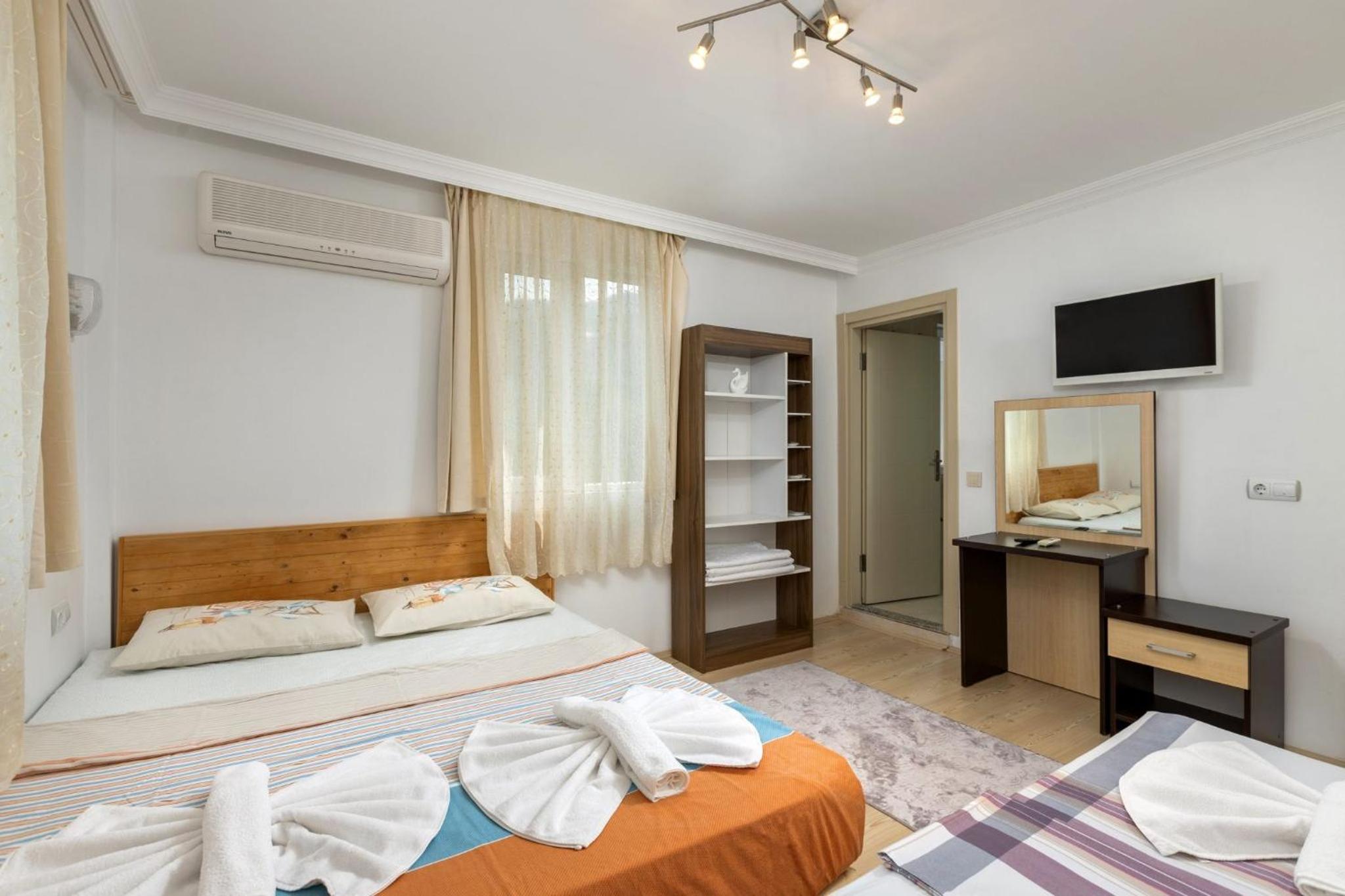 Flora Pansiyon Çıralı - Image 70