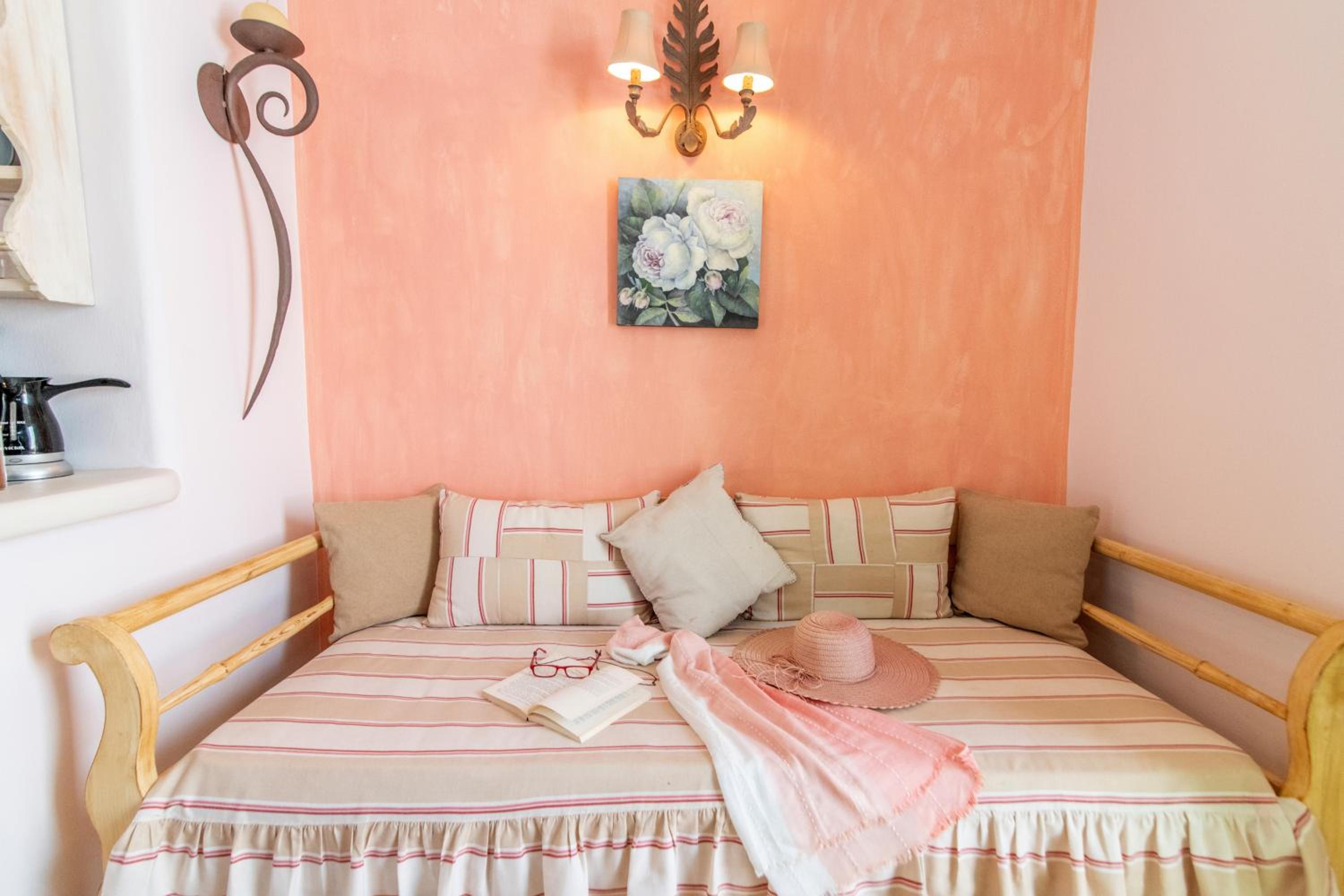 Madalena's Family Rooms photo 2