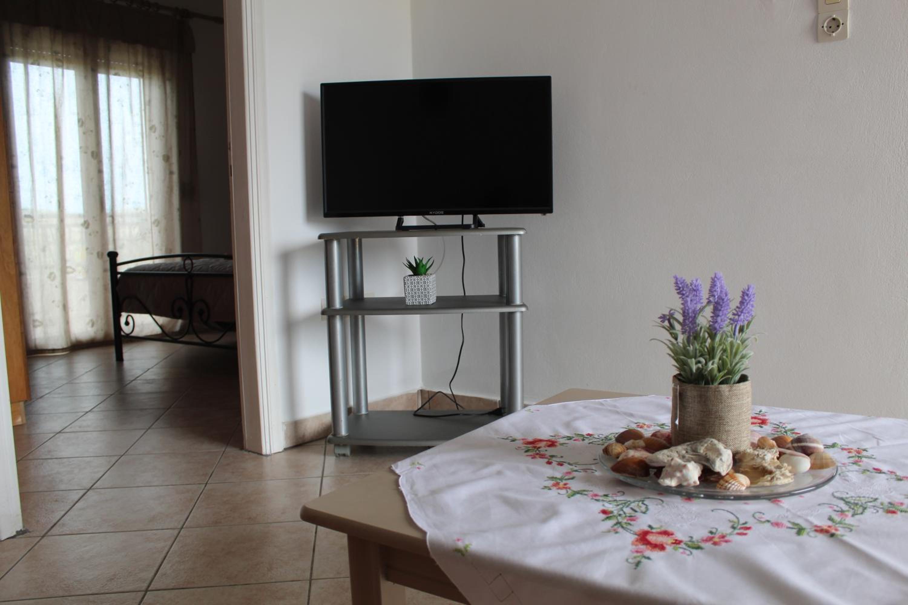 Vakis Apartments 1