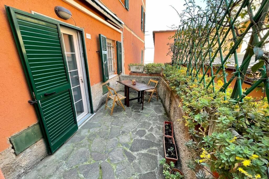 Framura, Ampio appartamento con terrazzo vista mare view 3