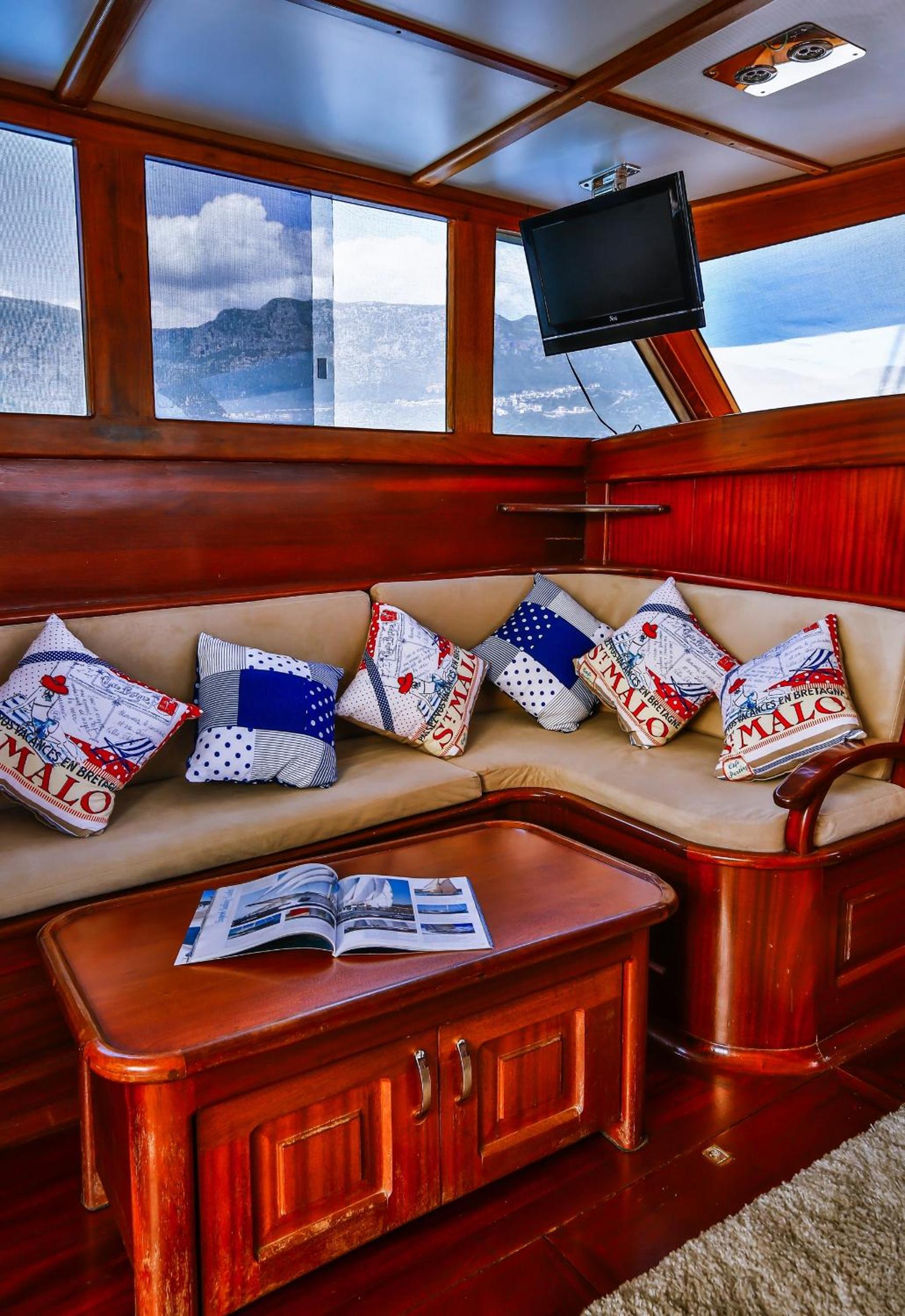 Blue Cruise view 4
