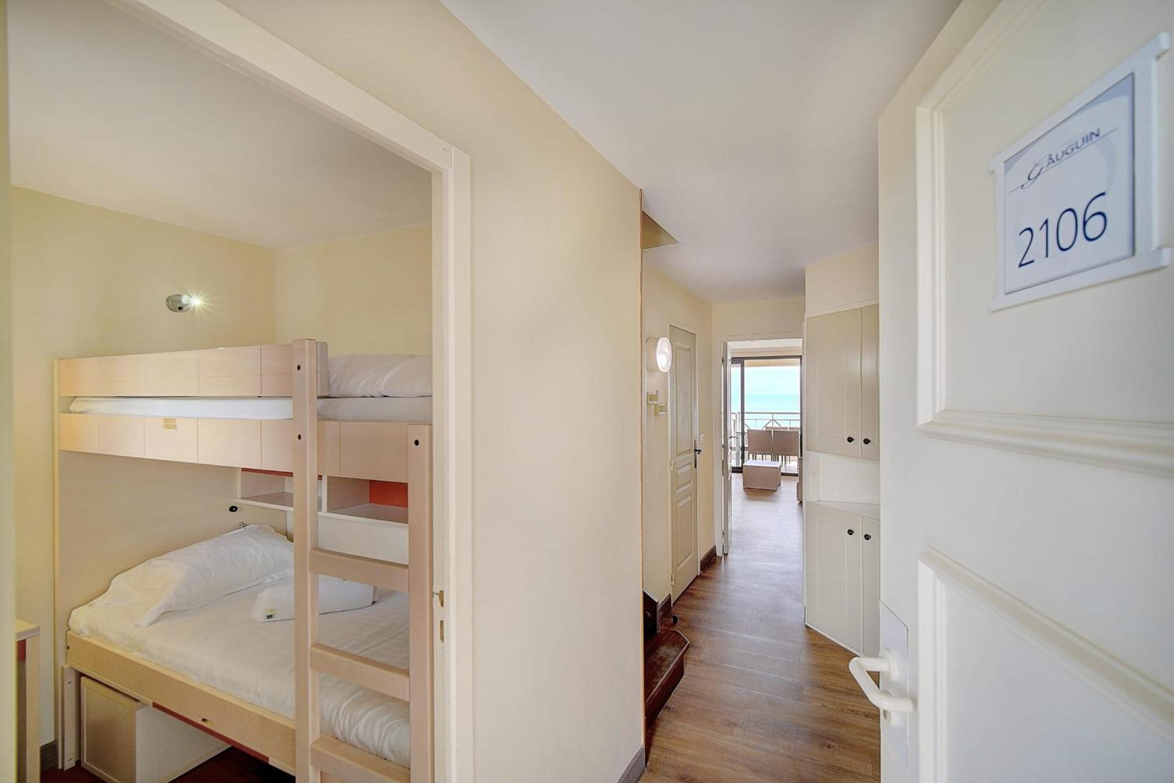 IMMOGROOM - 3 Rooms sea view - Swimming pool - Terrace - Parking photo 3