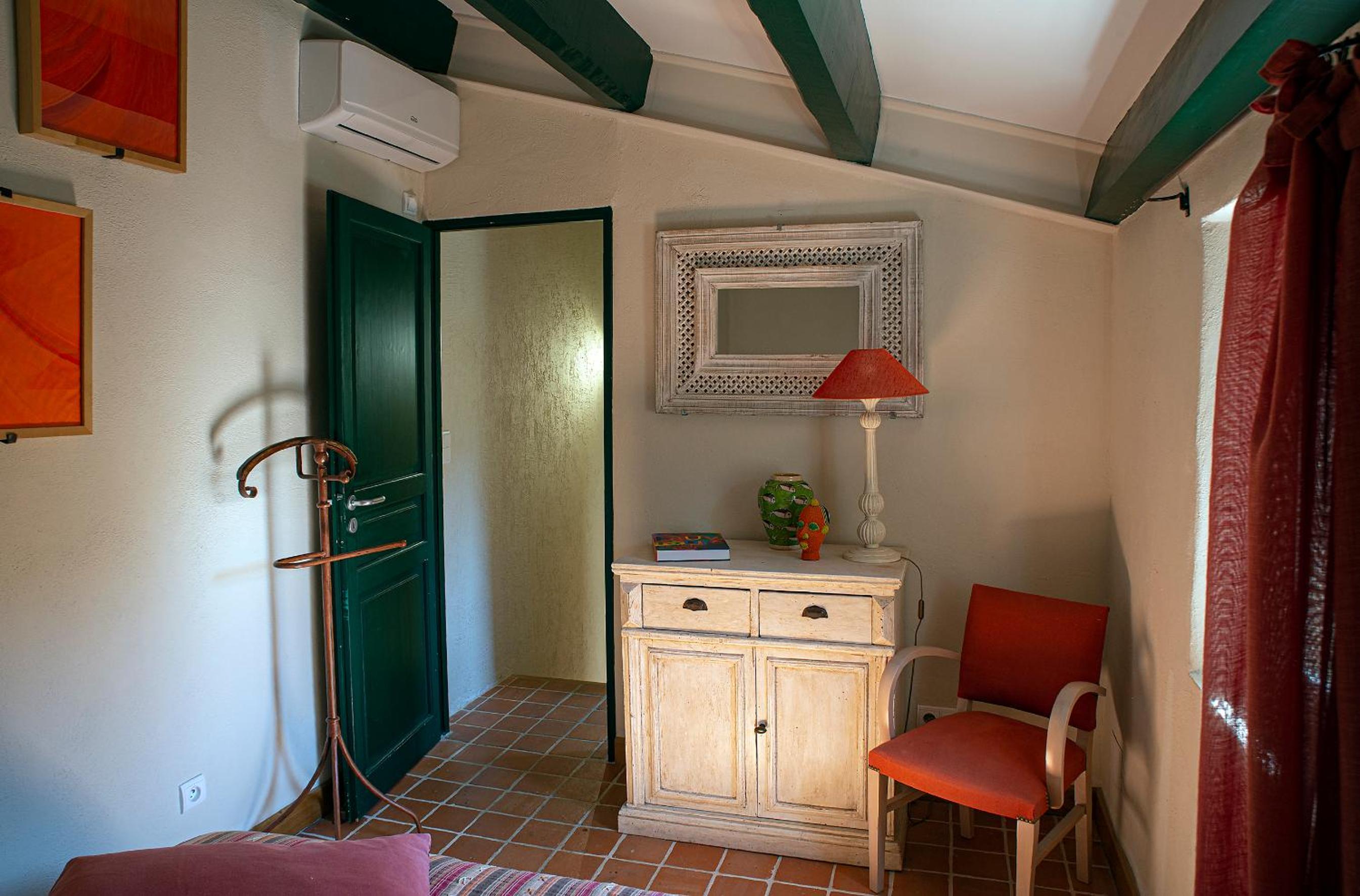 Le Clos des Amandiers view 5