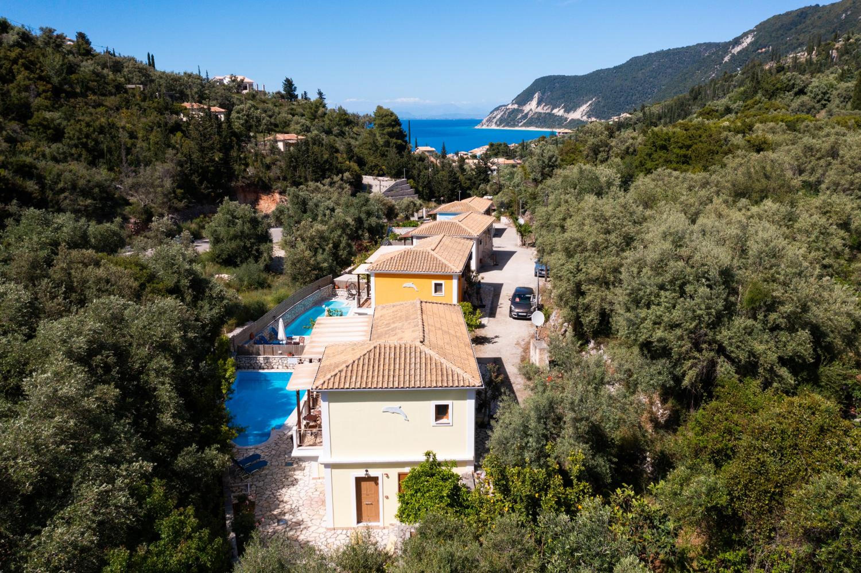 Delphinus Villa Nefeli
