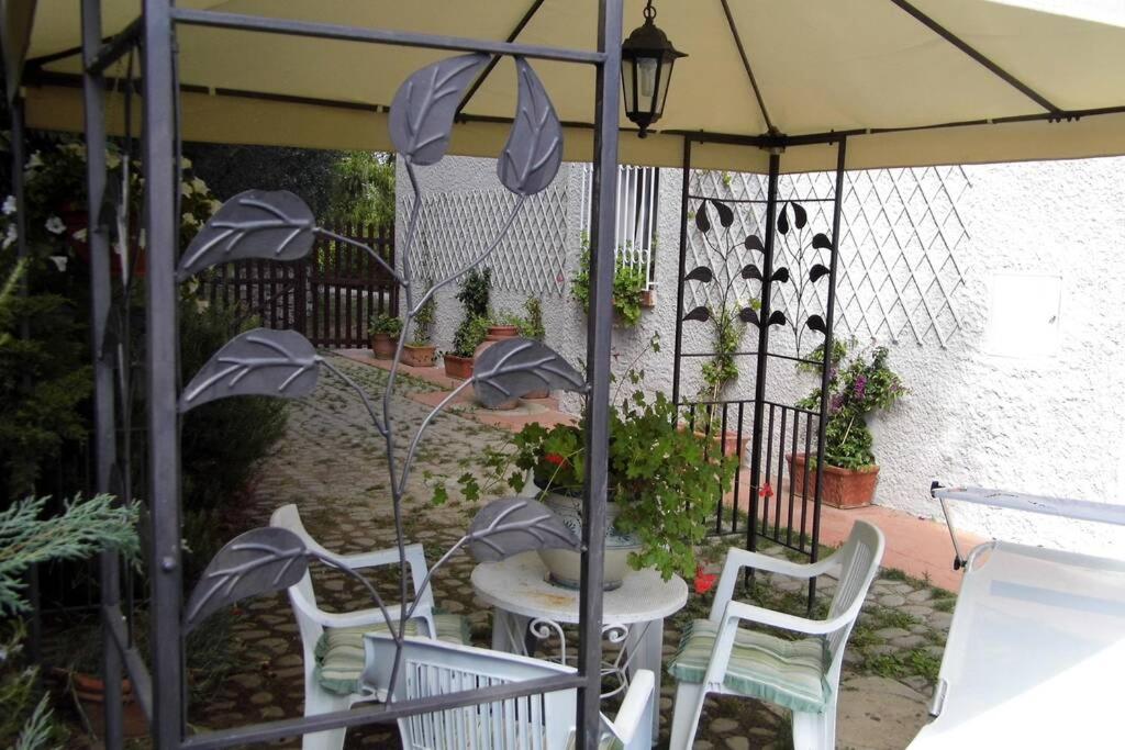 Tuscan countryside at the spa photo 3