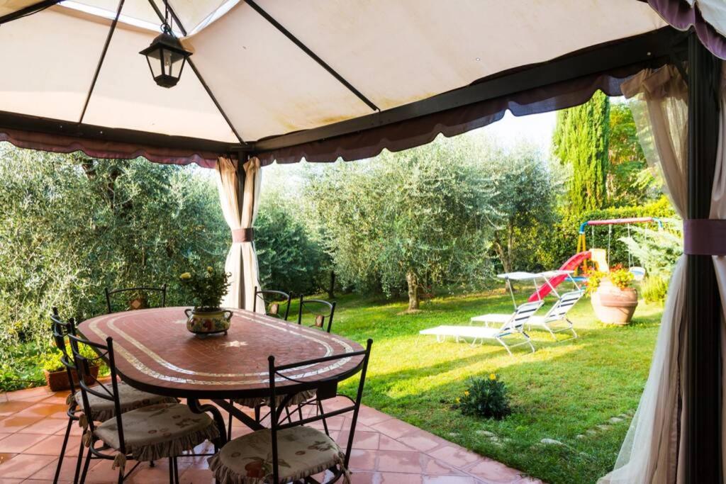 Tuscan countryside at the spa photo 4
