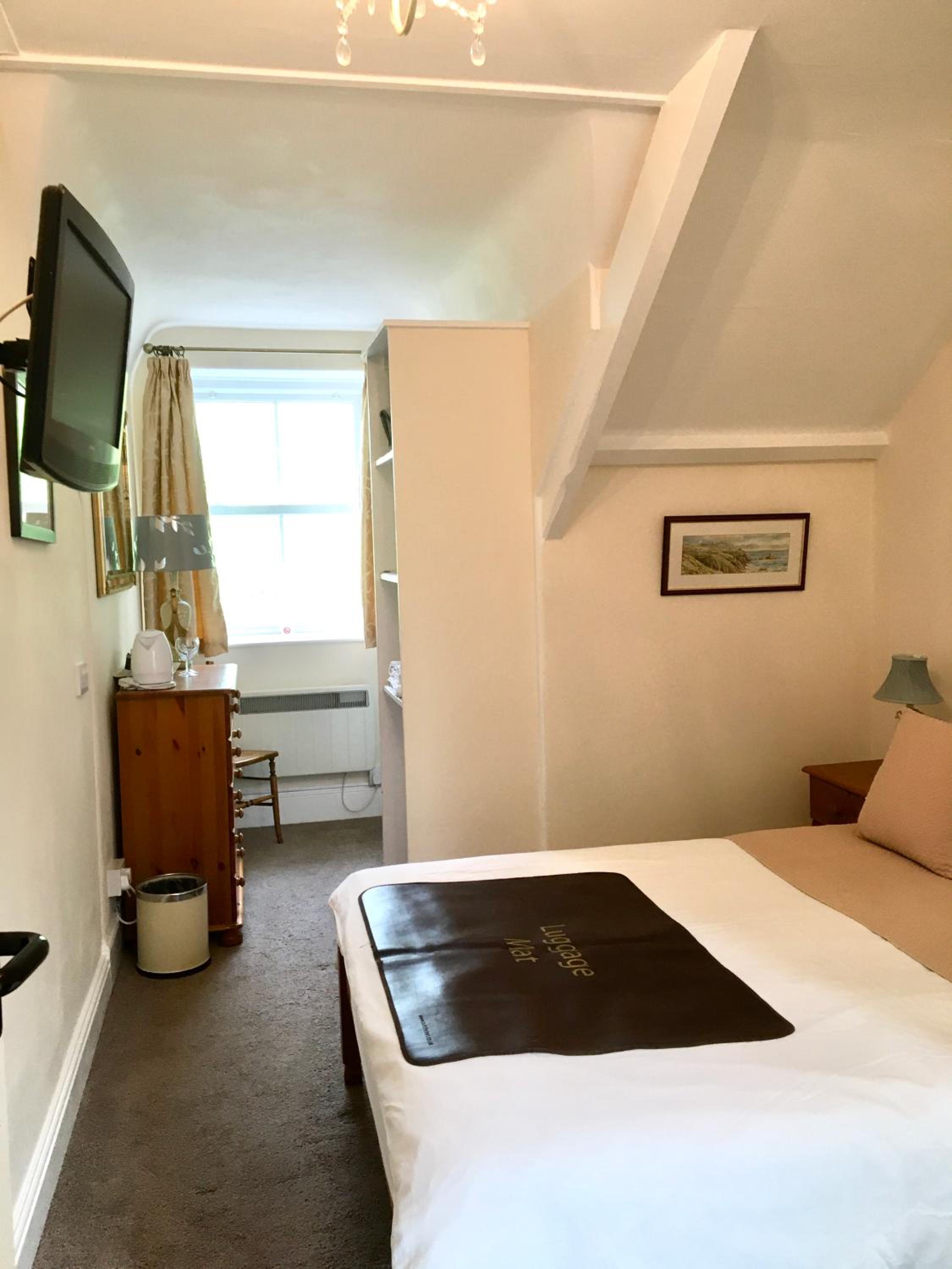 Photo 33